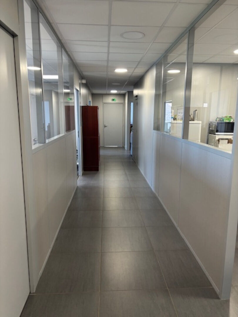 VENTE - Local - SAINT ETIENNE (42000) - 440000 €