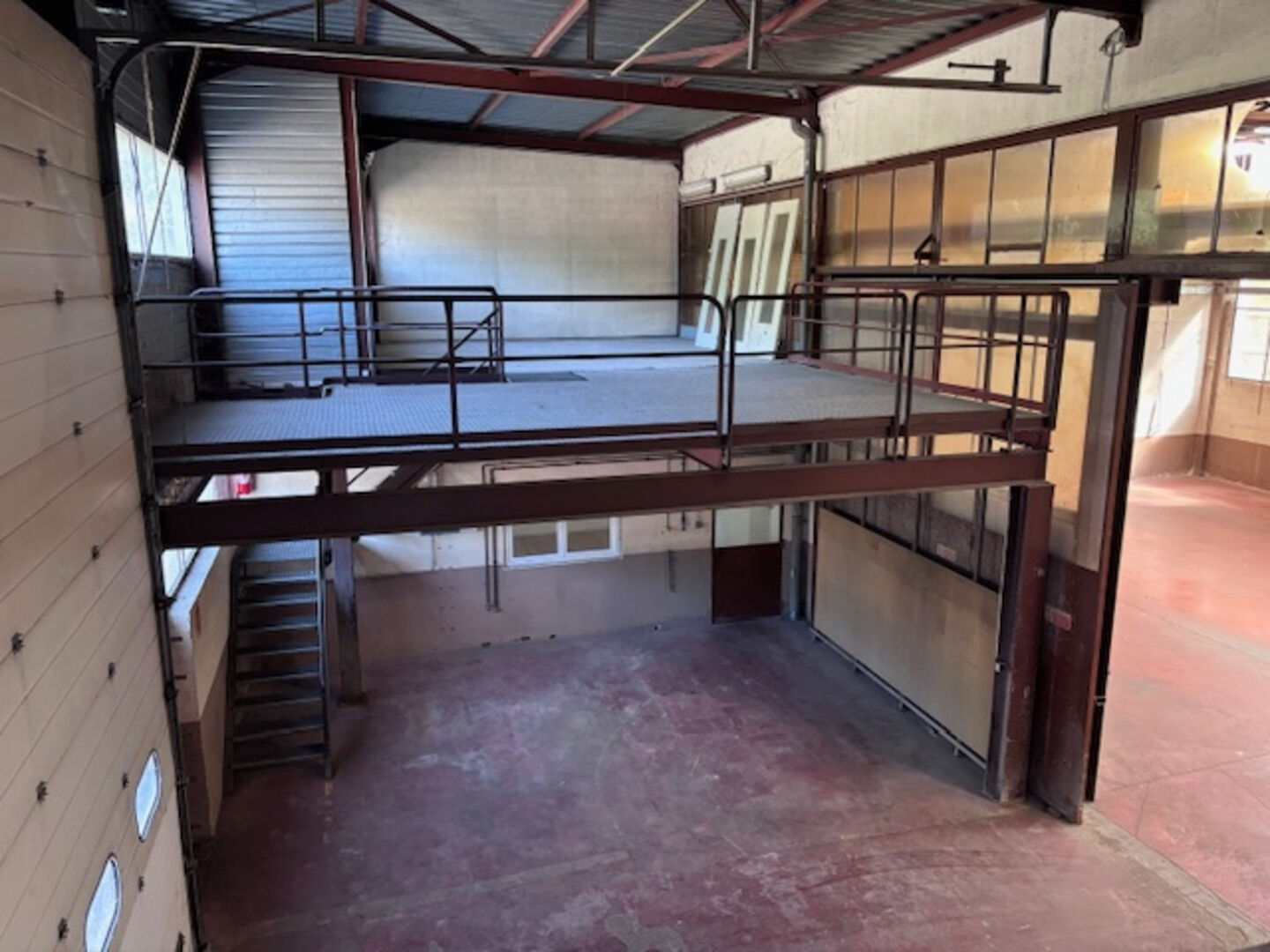 VENTE - Local - SAINT ETIENNE (42100) - 650000 €