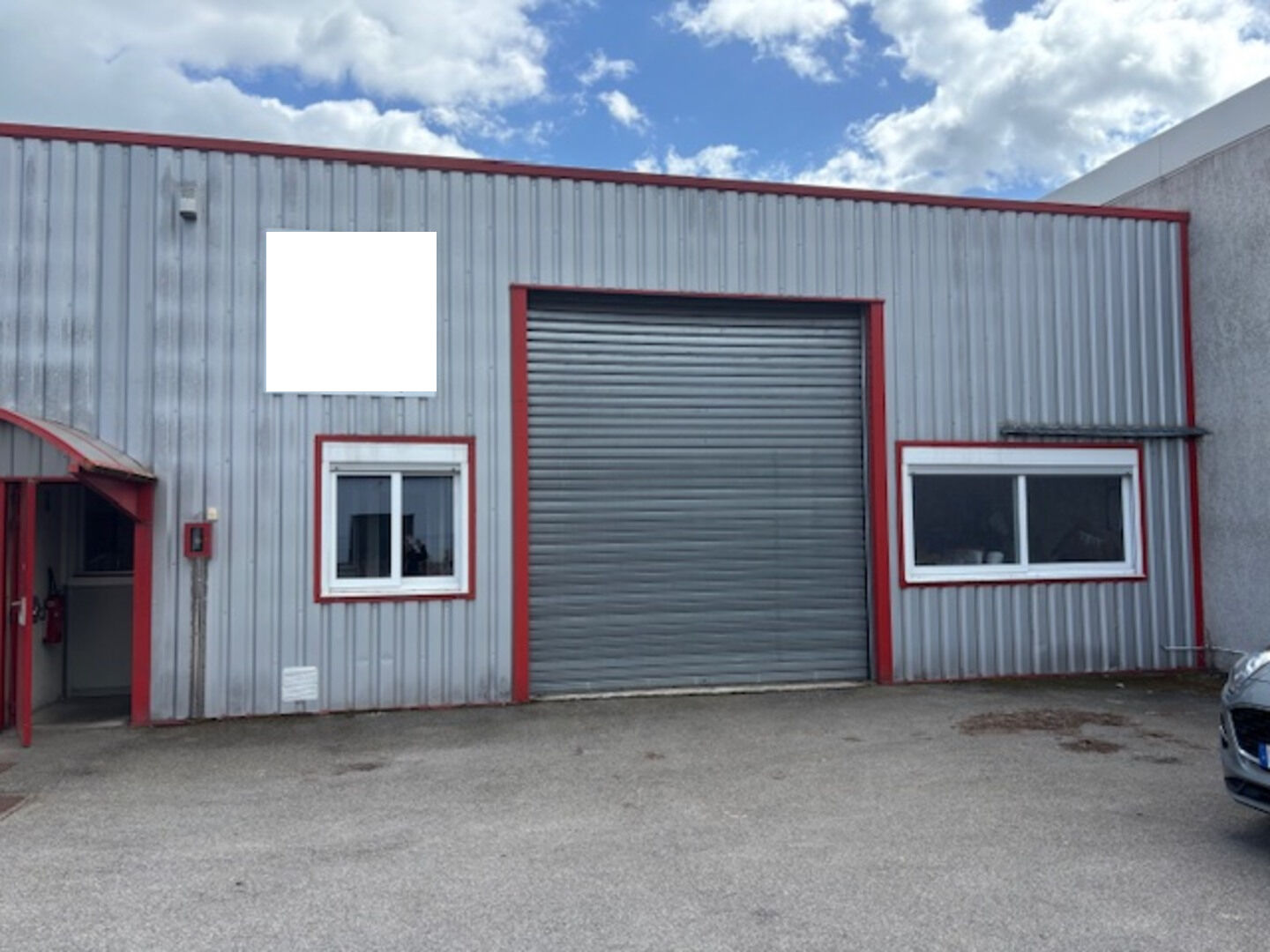 LOCATION - Local - LA TALAUDIERE (42350) - 1500 €