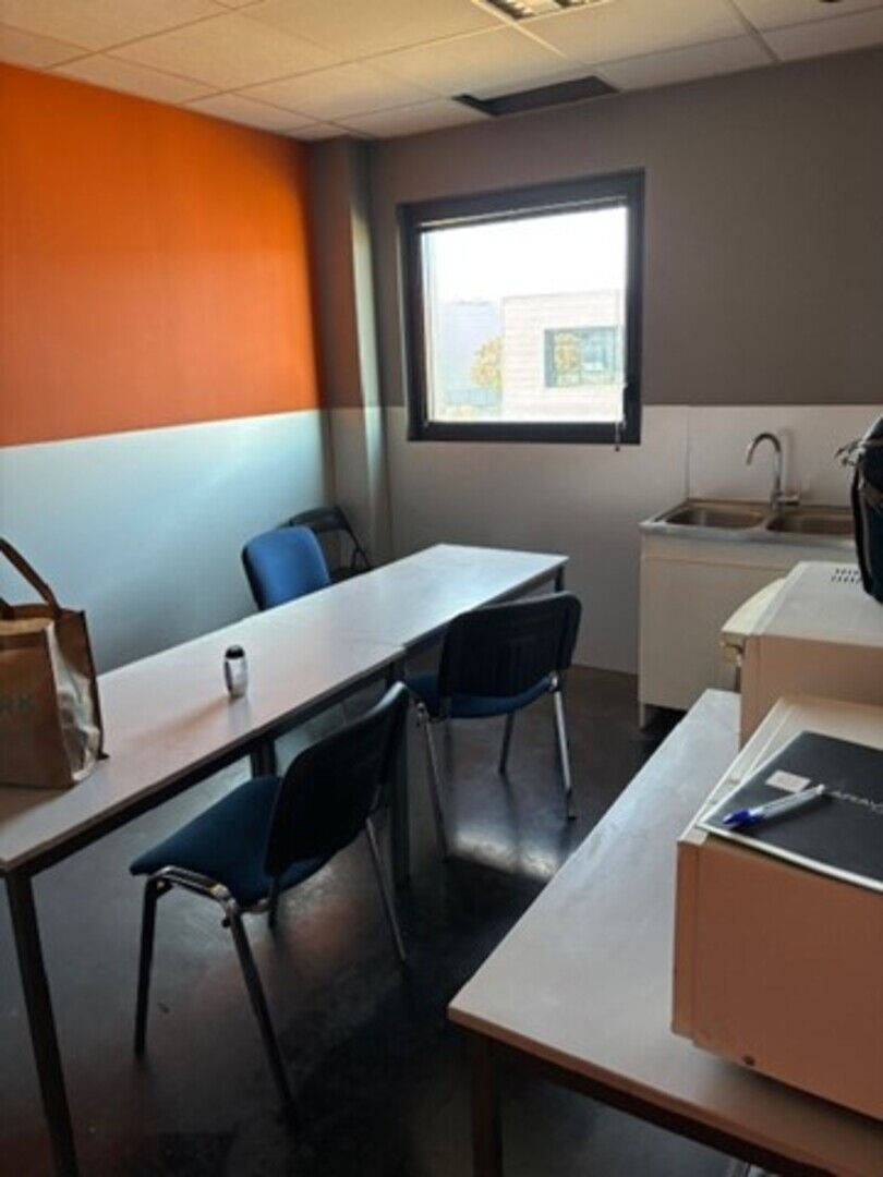 LOCATION - Local - SAINT PAUL EN JAREZ (42740) - 6000 €