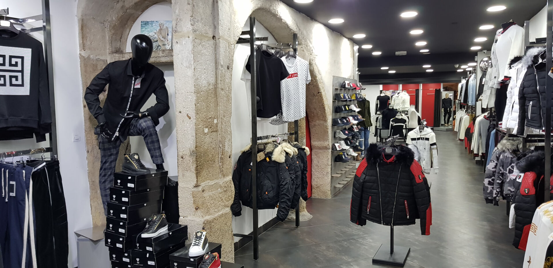 VENTE - Local - SAINT ETIENNE (42000) - 195000 €