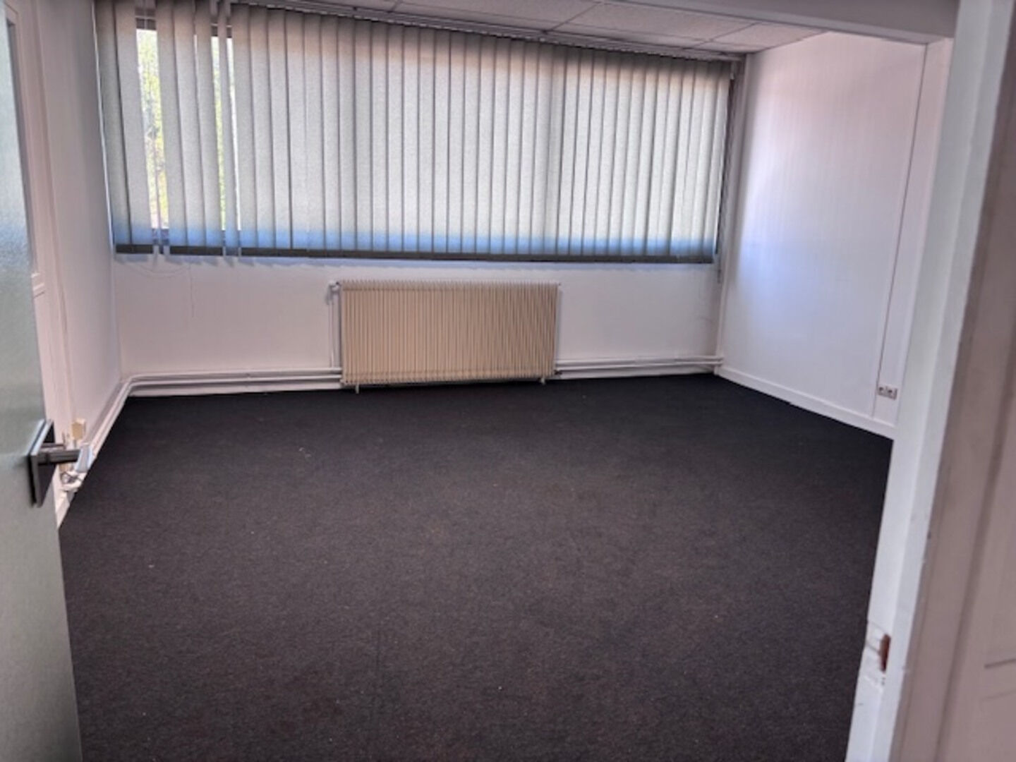 VENTE - Local - SAINT ETIENNE (42100) - 650000 €