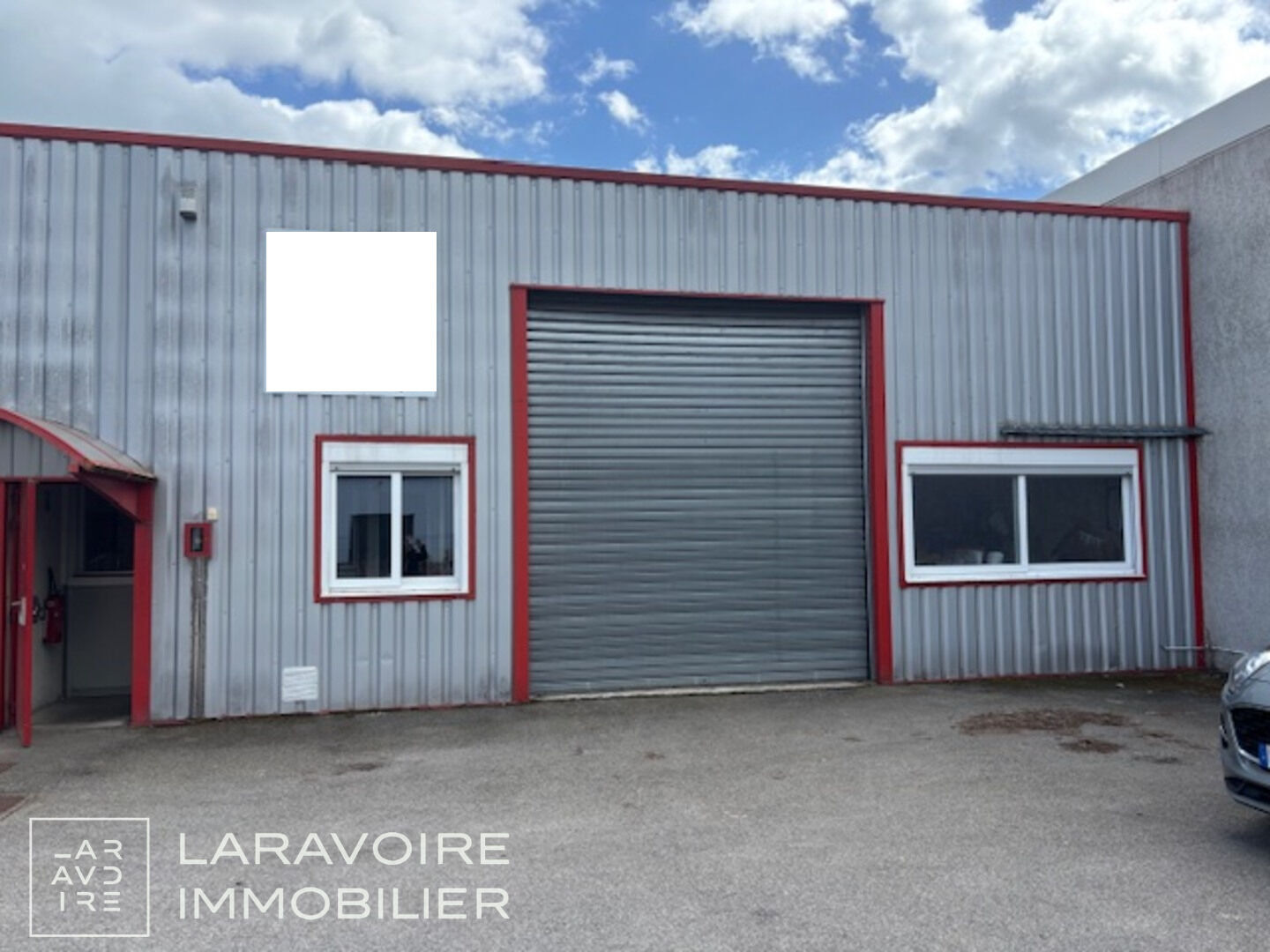 LOCATION - Local - LA TALAUDIERE (42350) - 1500 €