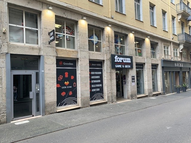 VENTE - Local - SAINT ETIENNE (42000) - 198000 €