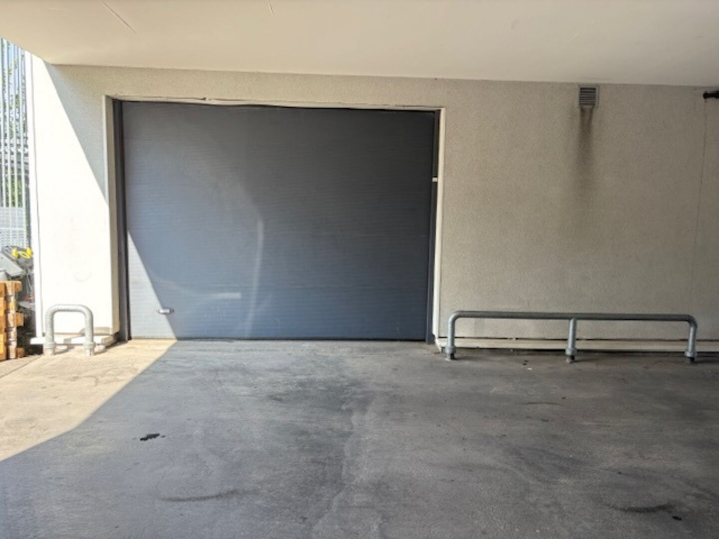 VENTE - Local - SAINT ETIENNE (42000) - 400000 €