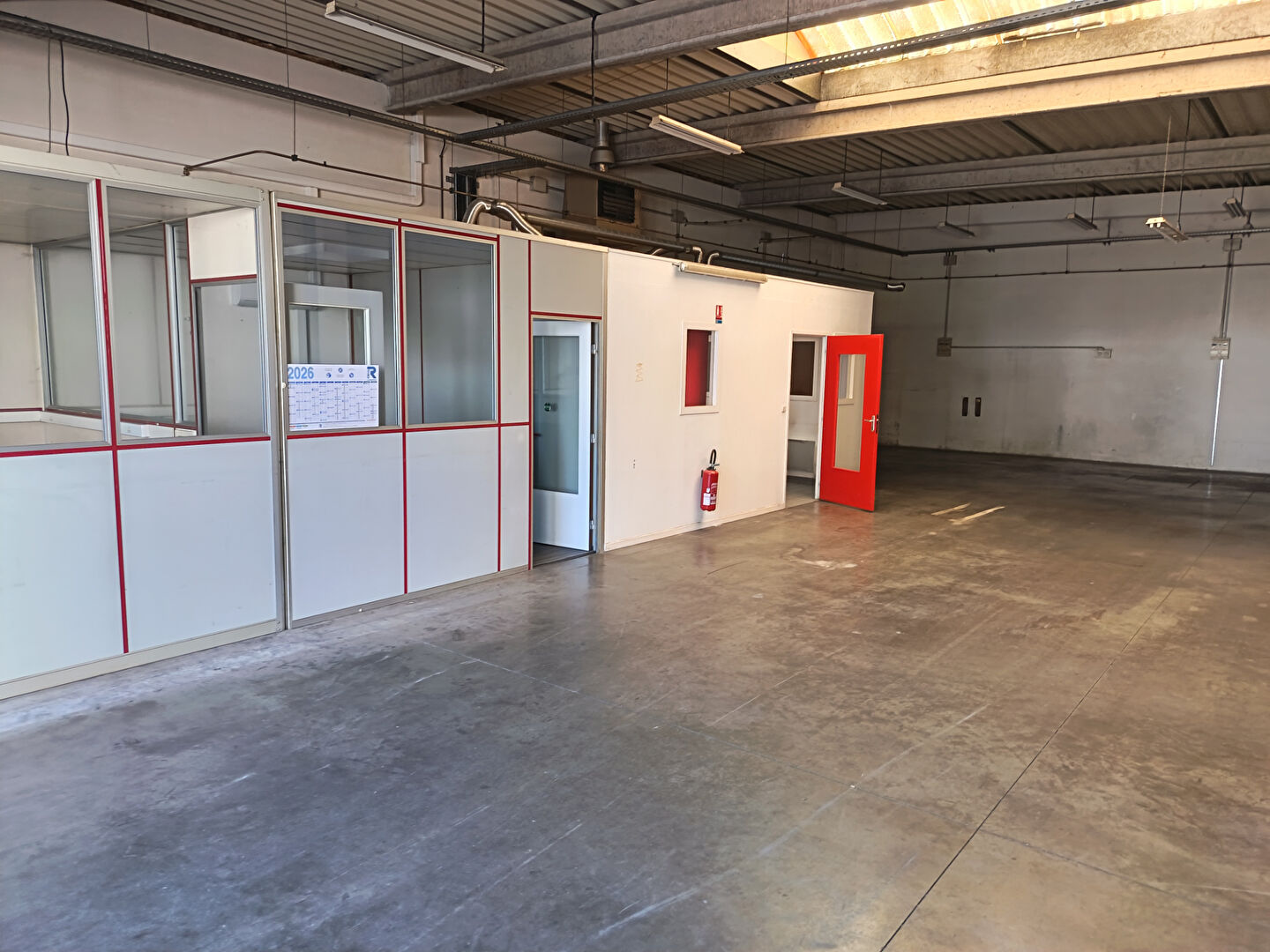LOCATION - Local - LA TALAUDIERE (42350) - 1500 €