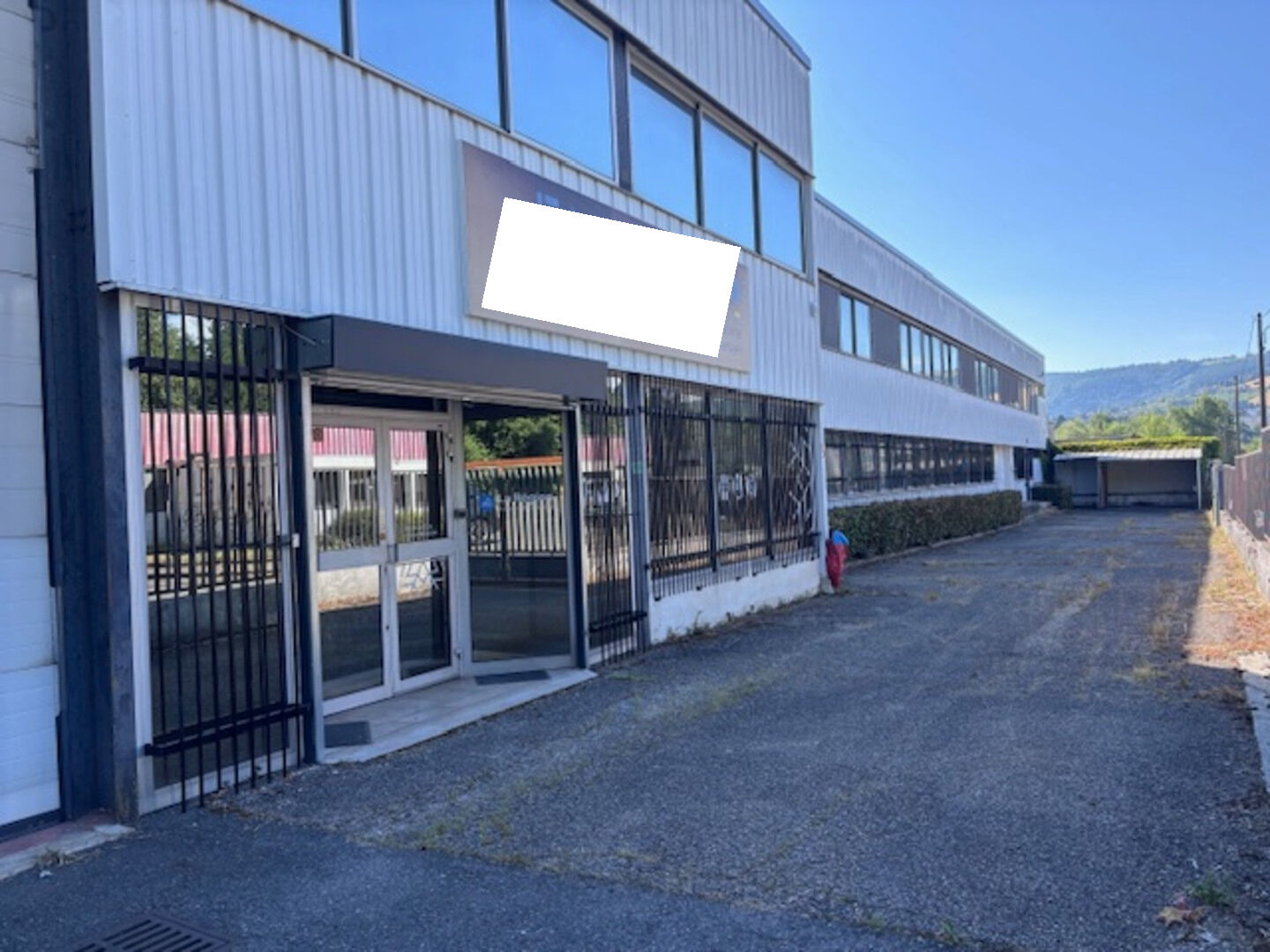VENTE - Local - SAINT ETIENNE (42100) - 650000 €