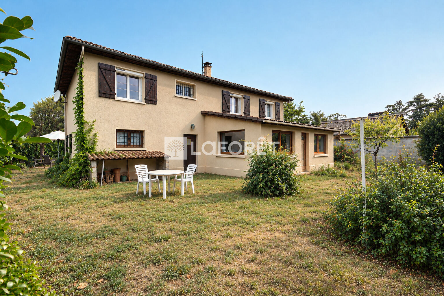 VENTE - Maison - VEAUCHE (42340) - 327000 €