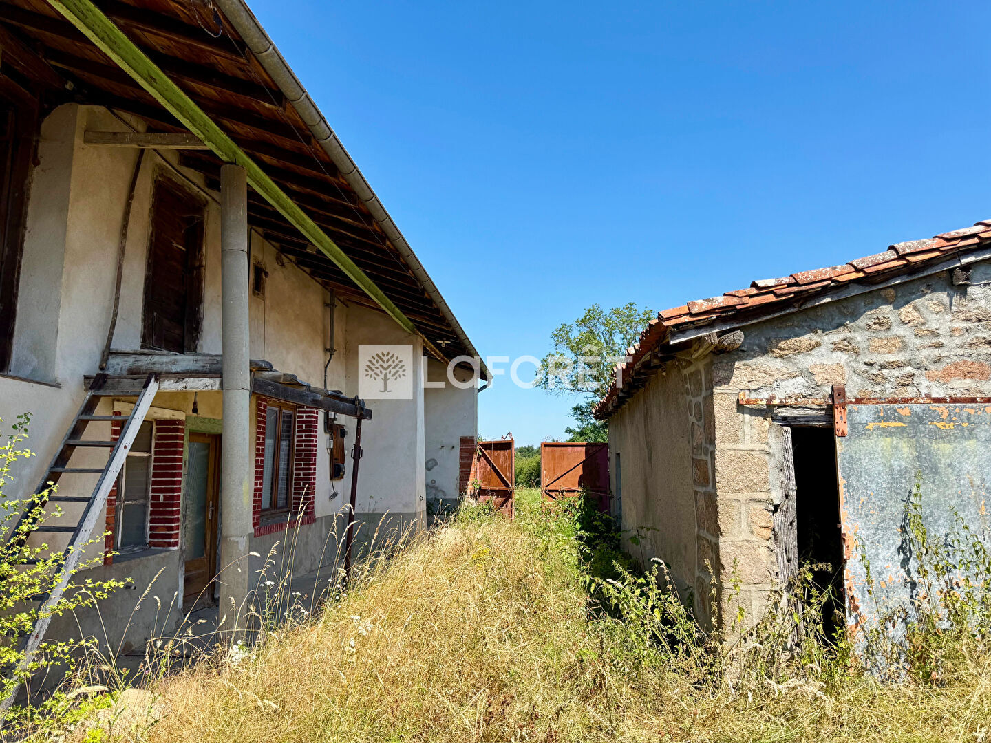 VENTE - Maison - SAINT LAURENT DE CHAMOUSSET (69930) - 97000 €