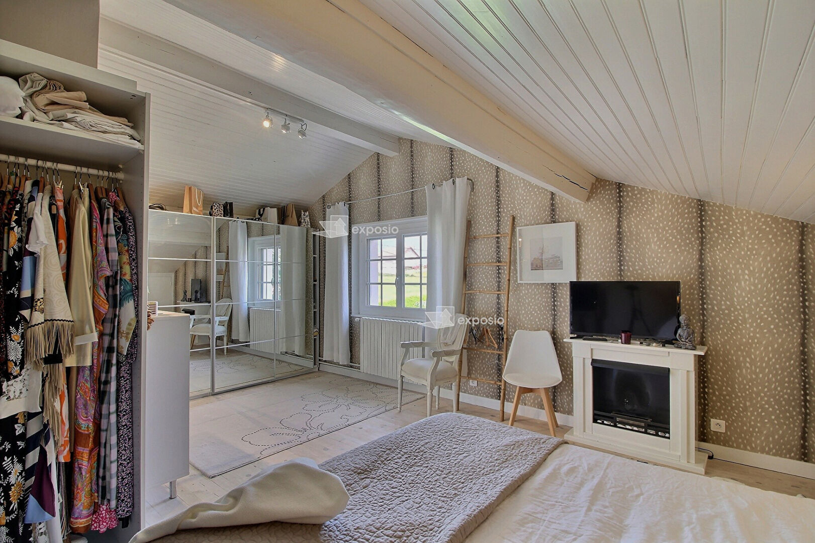 VENTE - Maison - AVEIZIEUX (42330) - 379000 €