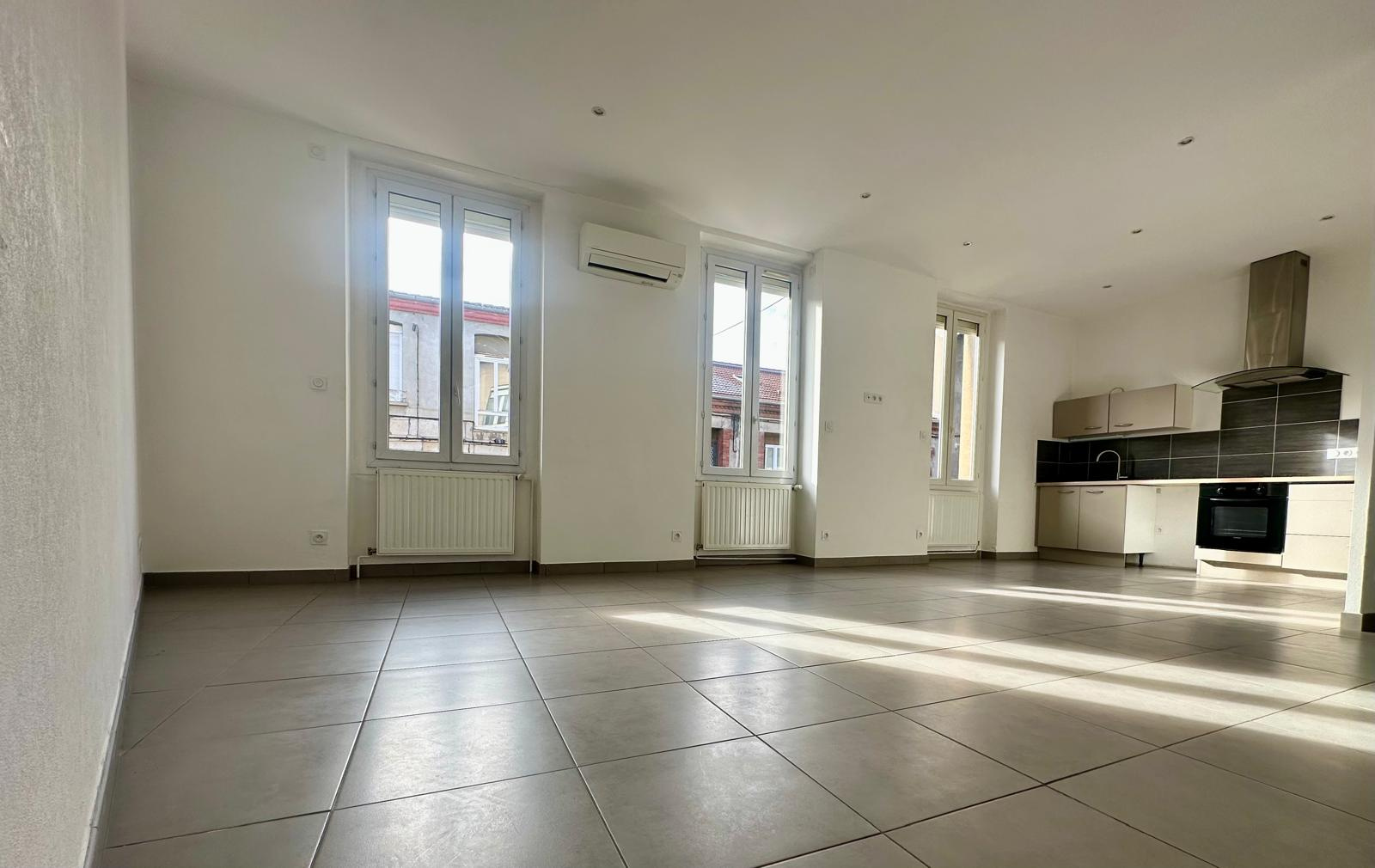 VENTE - Immeuble - Saint-Étienne (42100) - 235000 €