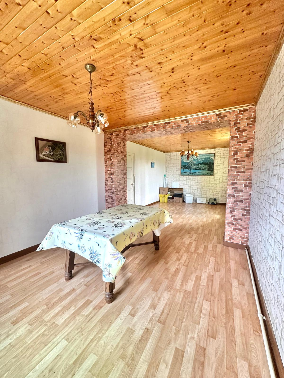 VENTE - Maison/villa - Bonson (42160) - 275000 €