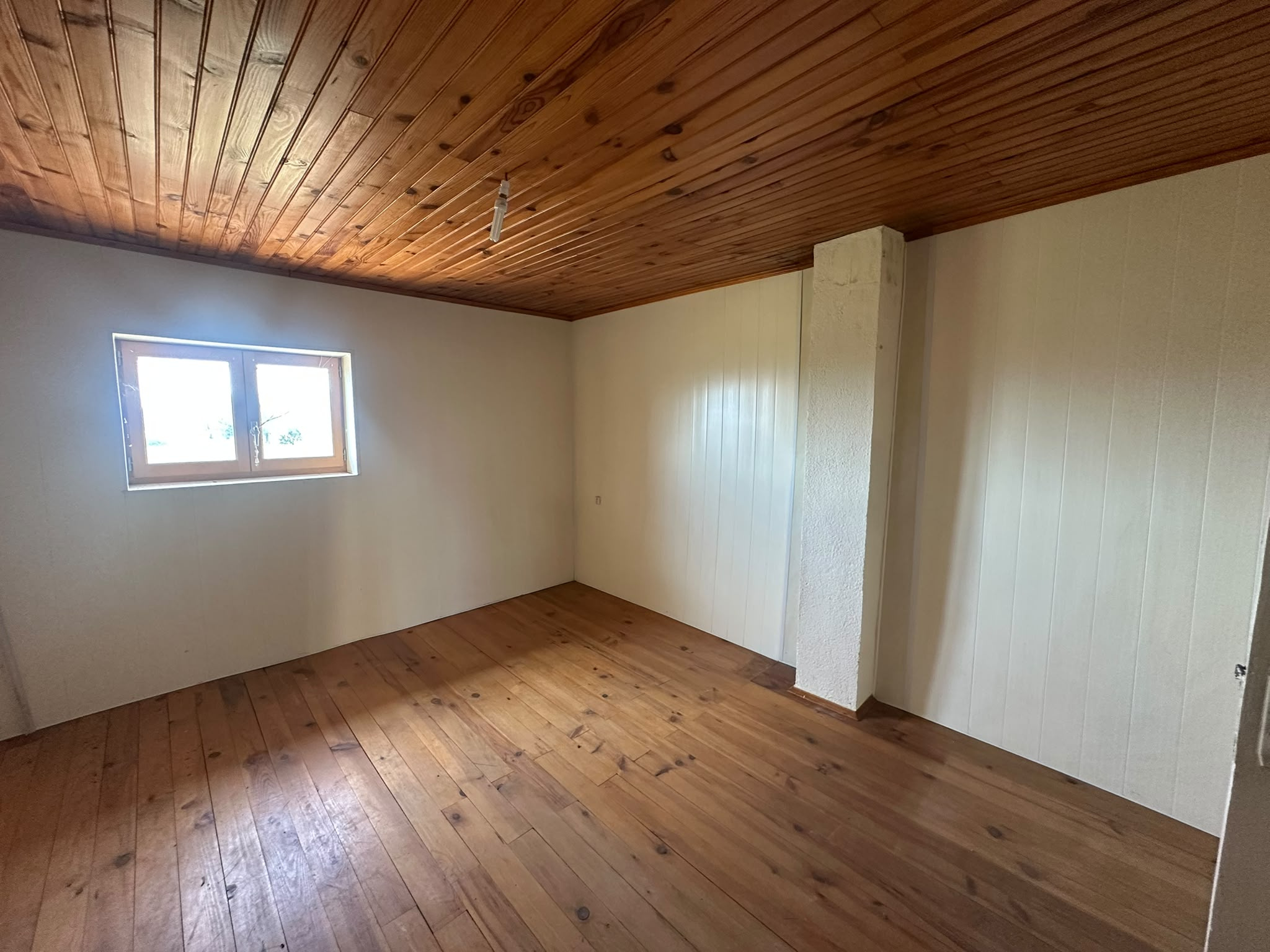 VENTE - Maison/villa - Chazelles-sur-Lyon (42140) - 99000 €