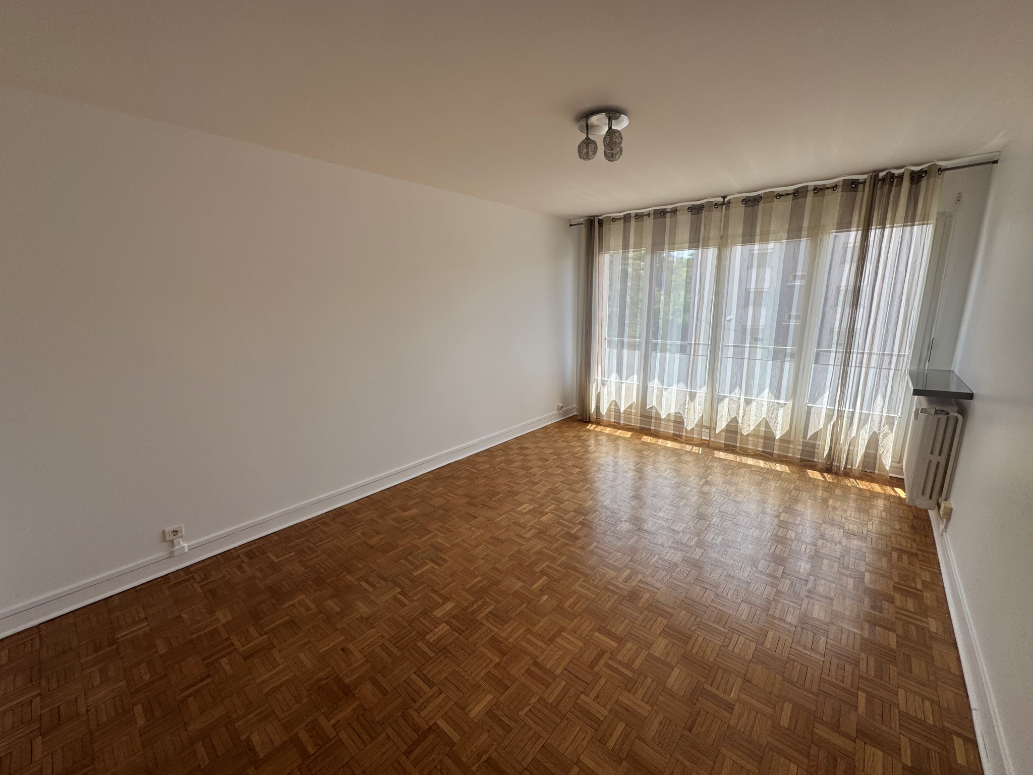 LOCATION - Appartement - Saint-Étienne (42100) - 730 €