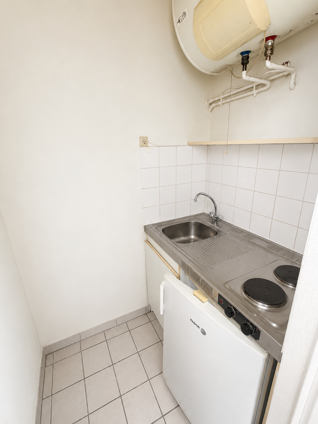 LOCATION - Appartement - Saint-Étienne (42100) - 325 €