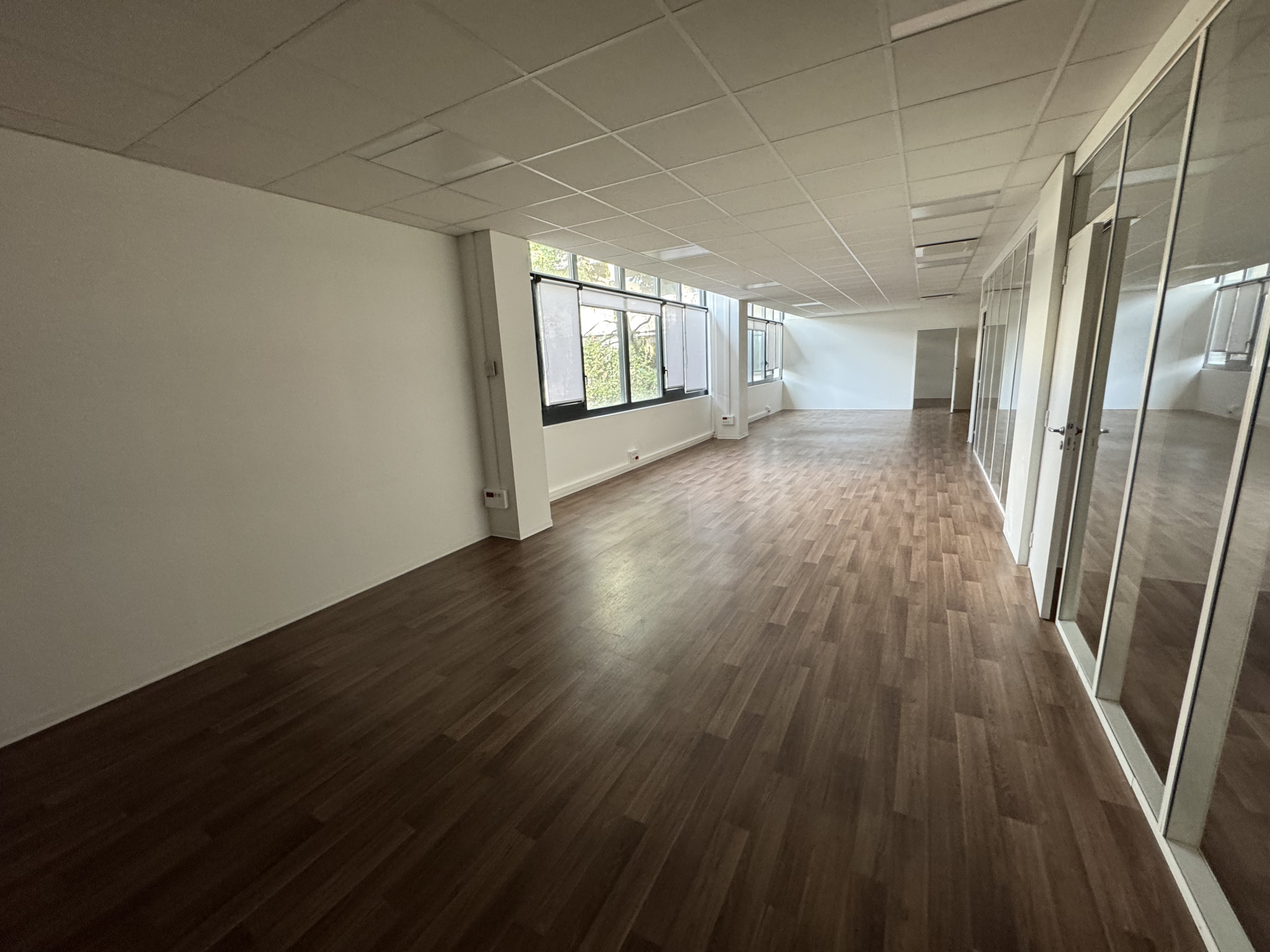 LOCATION - Bureaux - Andrézieux-Bouthéon (42160) - 2850 €