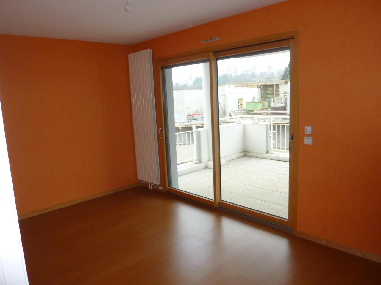 LOCATION - Appartement - Saint-Priest-en-Jarez (42270) - 885 €