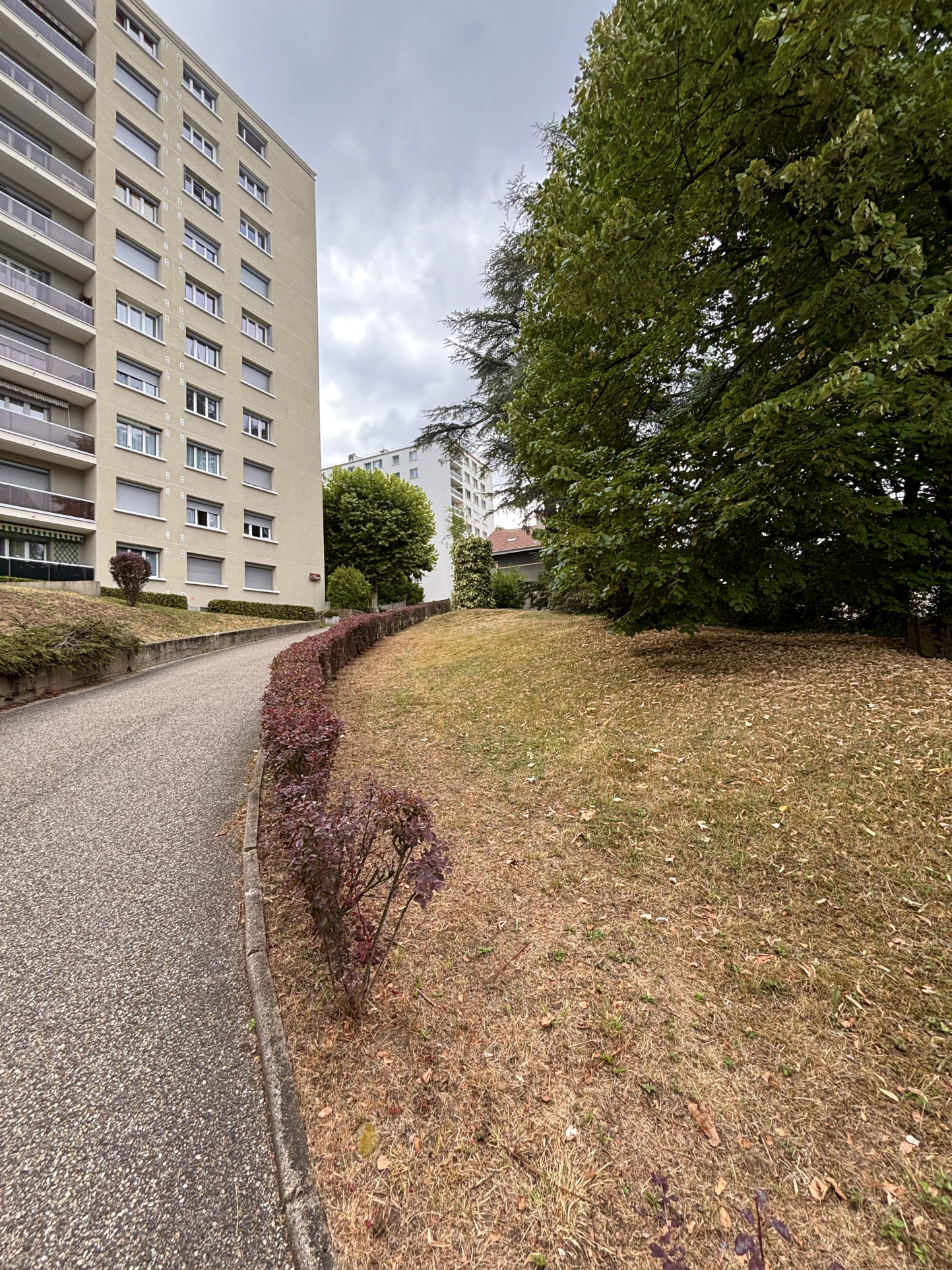 LOCATION - Appartement - Saint-Étienne (42100) - 835 €