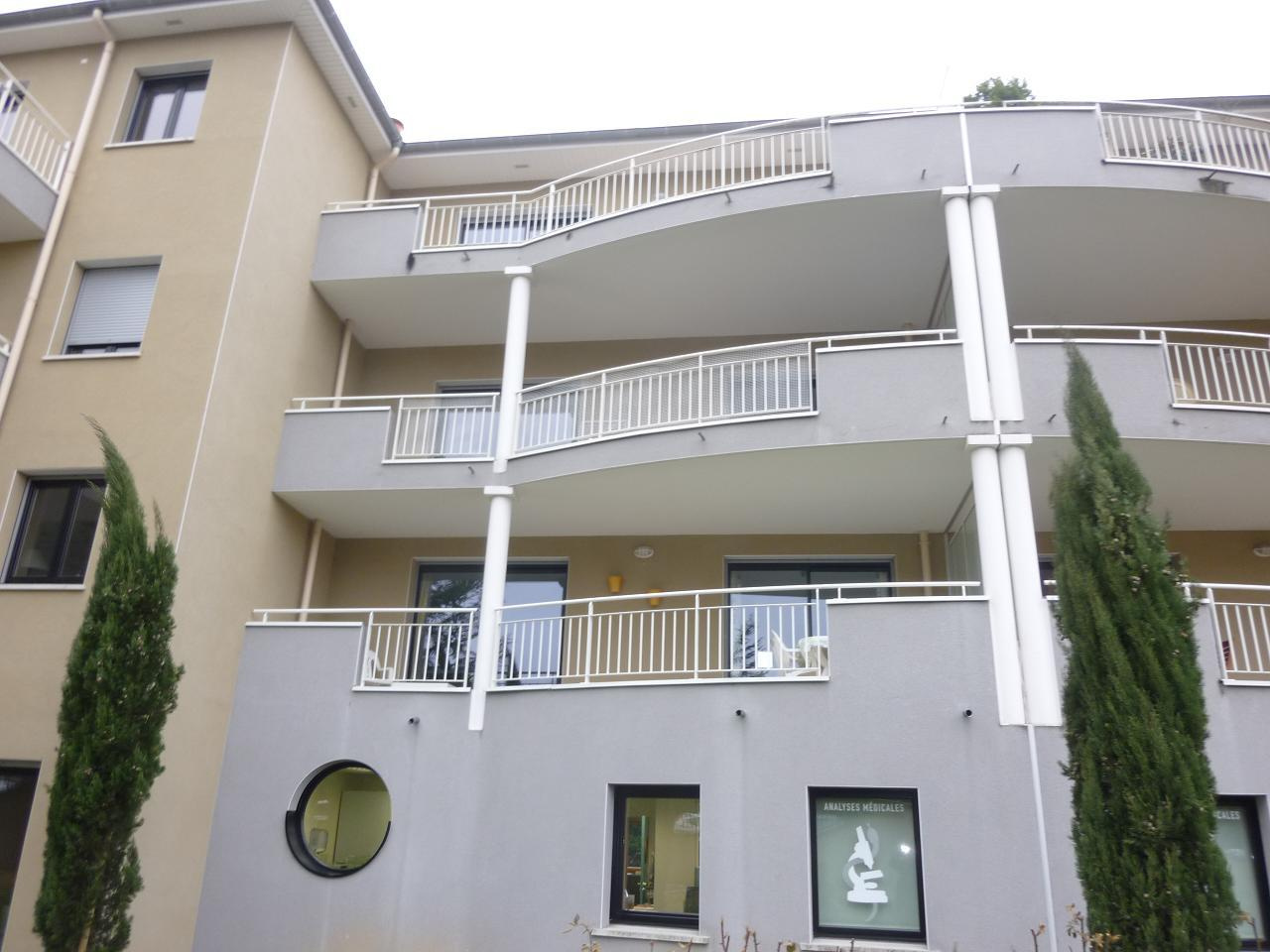 LOCATION - Appartement - Saint-Priest-en-Jarez (42270) - 885 €