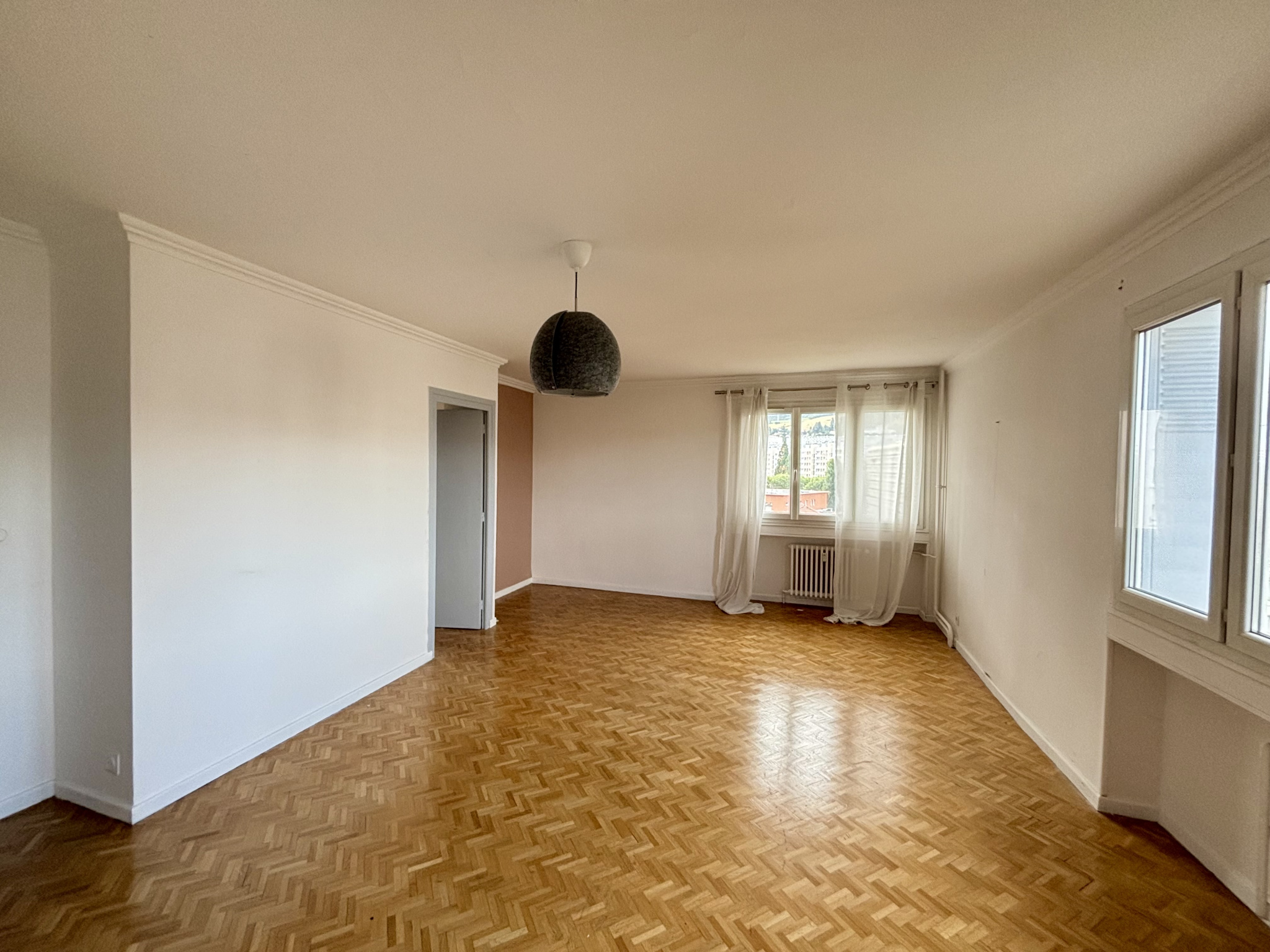 LOCATION - Appartement - Saint-Étienne (42100) - 835 €