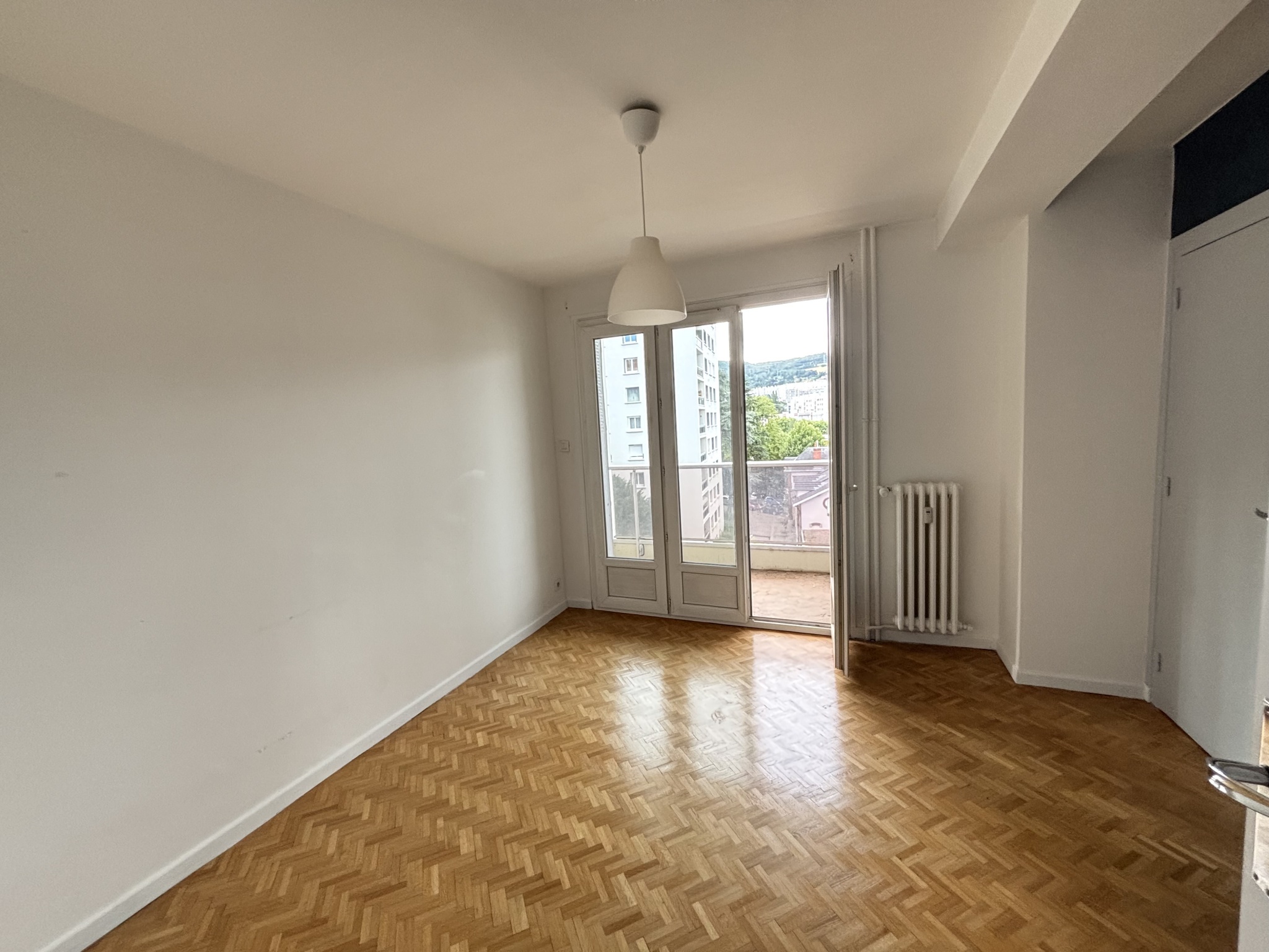 LOCATION - Appartement - Saint-Étienne (42100) - 835 €