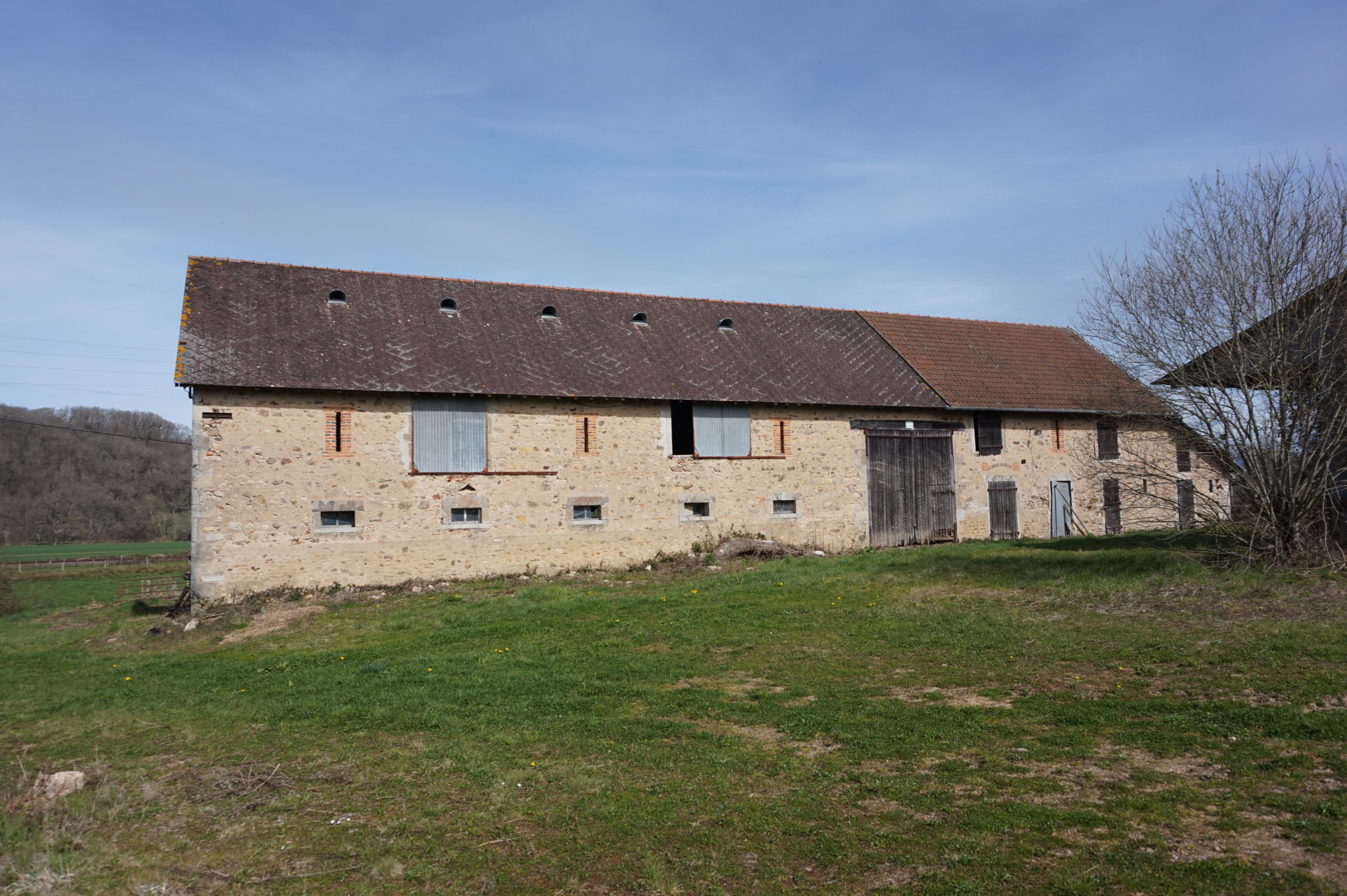 VENTE - Chateau - Fléty (58170) - 299000 €