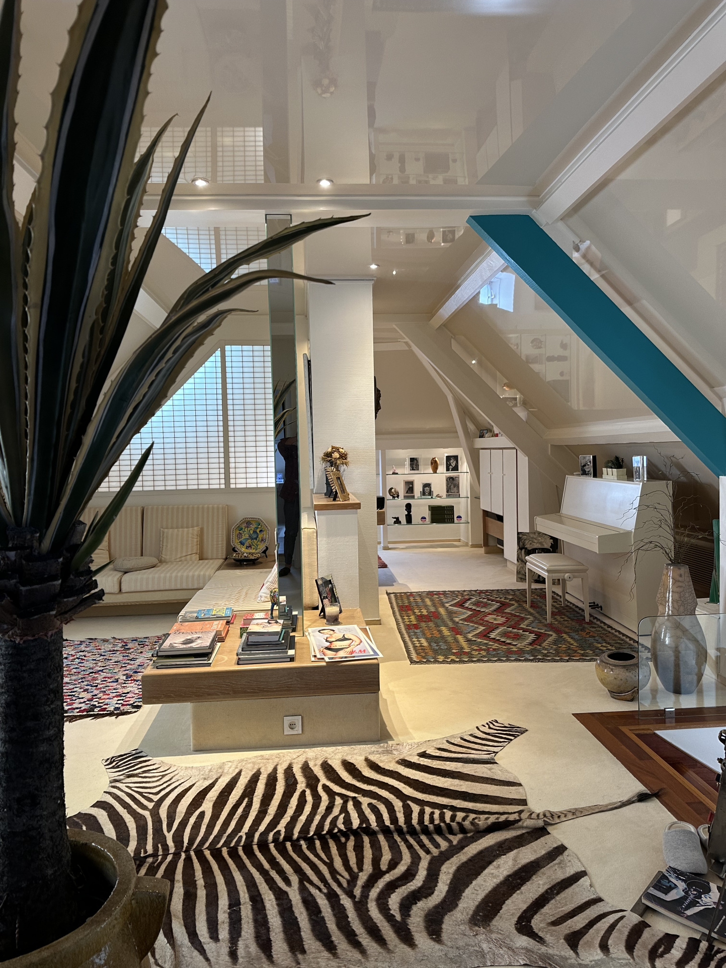 VENTE - Maison/villa - Roanne (42300) - 900000 €