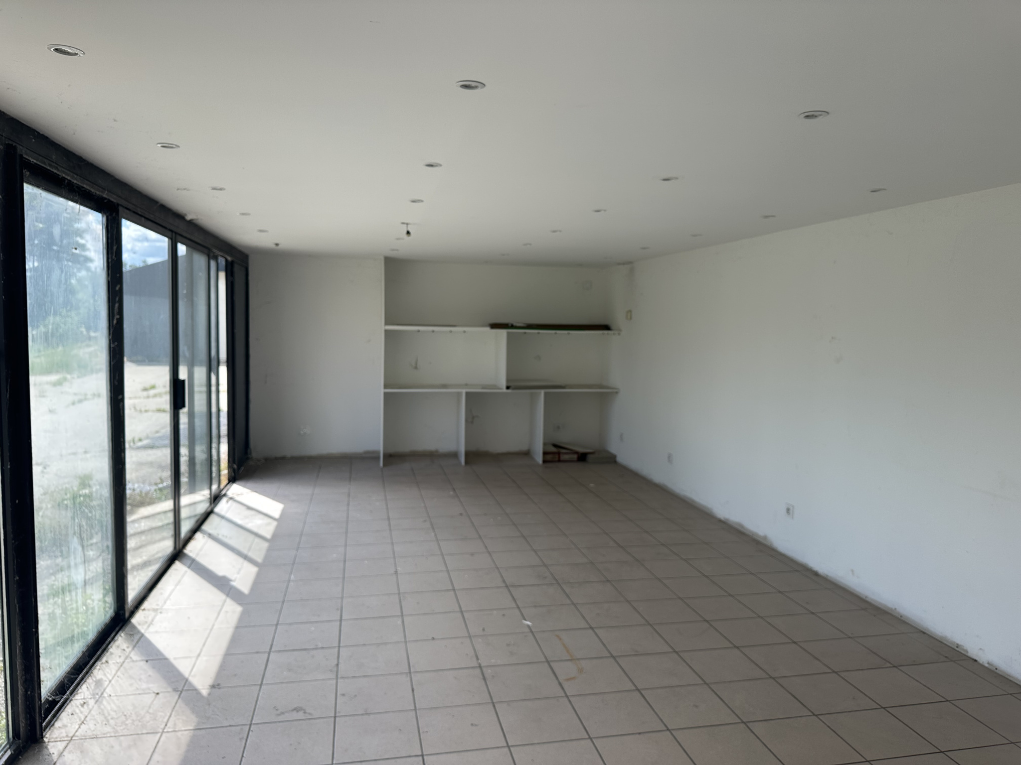 VENTE - Local - Feurs (42110) - 238000 €