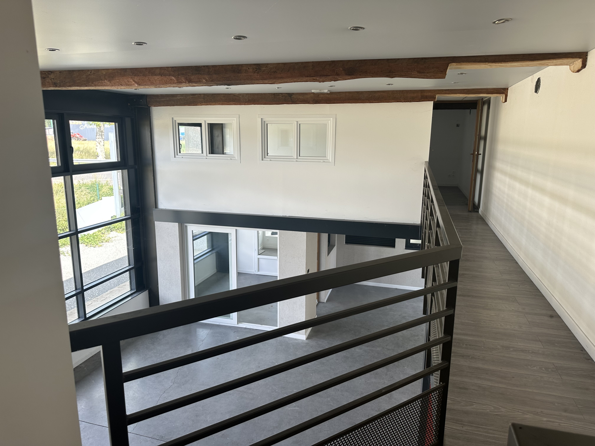 VENTE - Local - Feurs (42110) - 238000 €