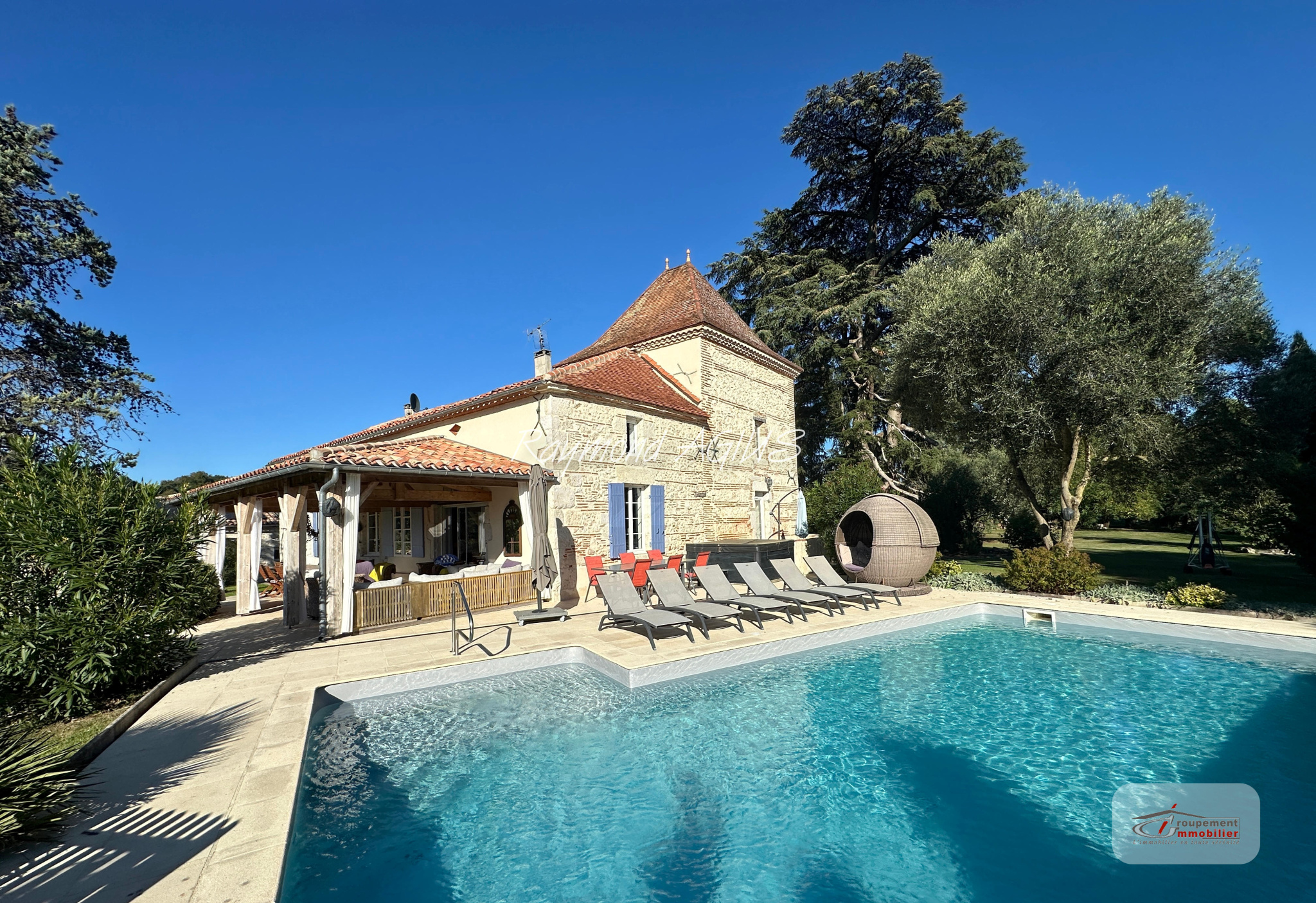 VENTE DE PRESTIGE - Maison/villa - Castelmoron-sur-Lot (47260) - 1162600 €