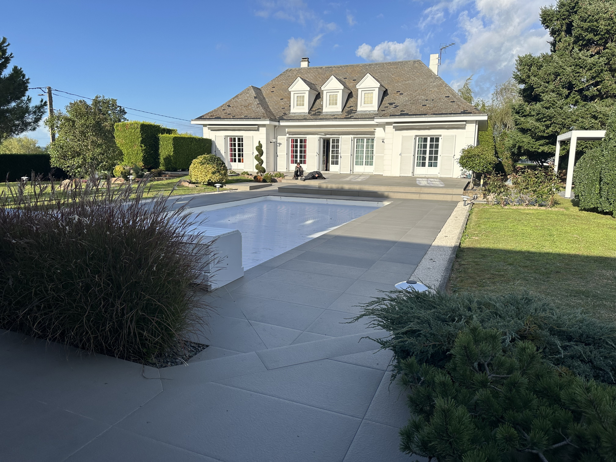 VENTE - Maison/villa - Roanne (42300) - 900000 €