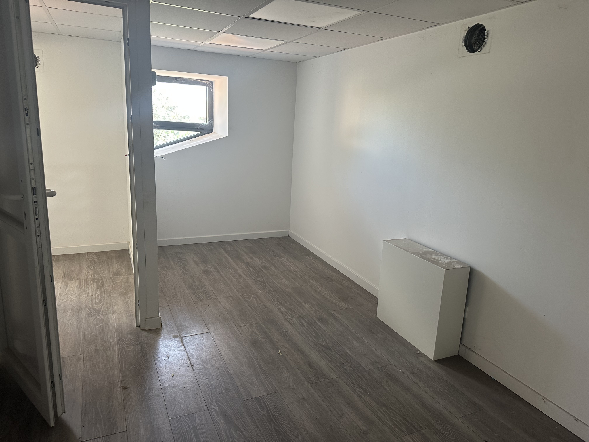 VENTE - Local - Feurs (42110) - 238000 €