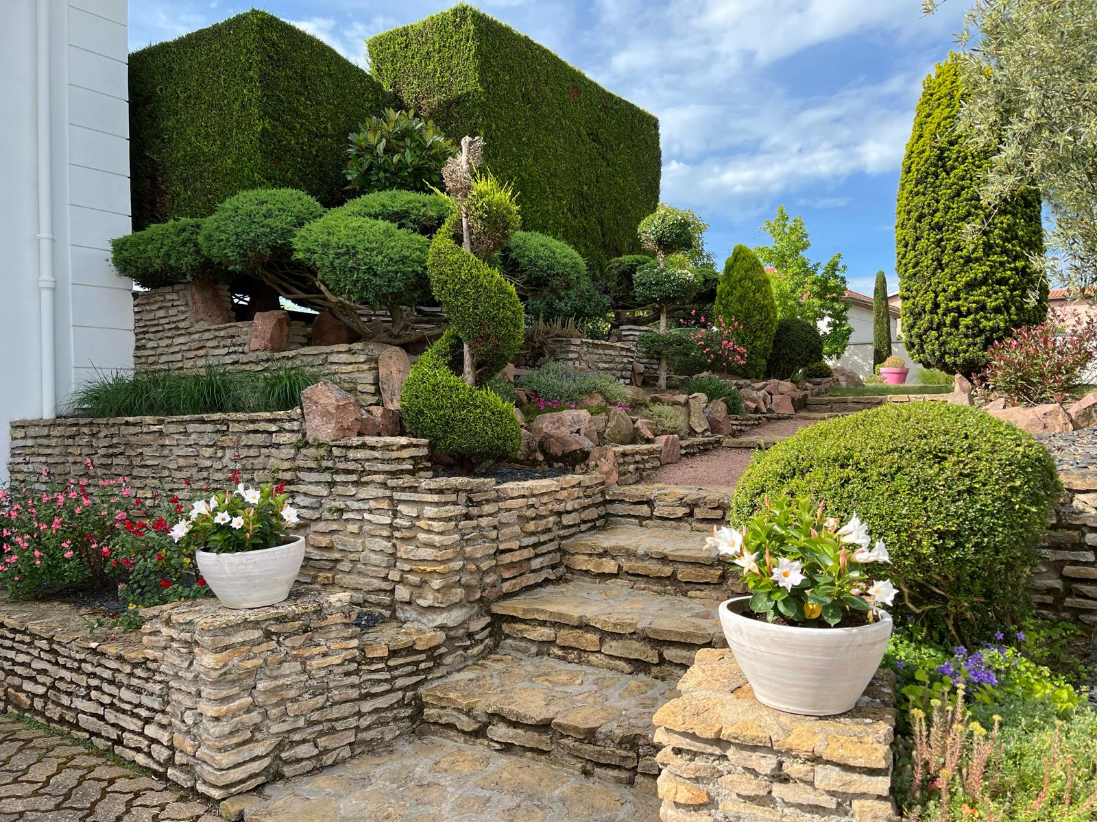 VENTE - Maison/villa - Roanne (42300) - 900000 €