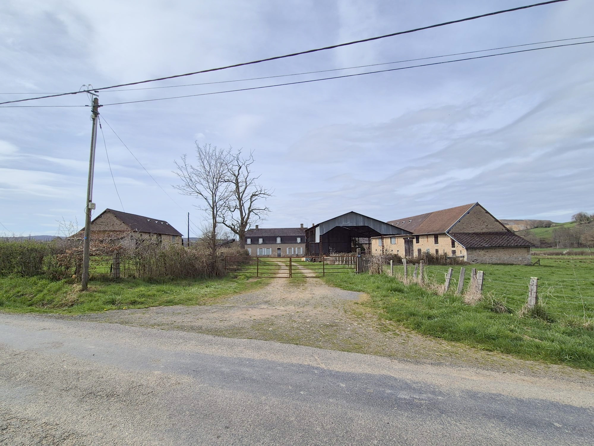 VENTE - Chateau - Fléty (58170) - 299000 €