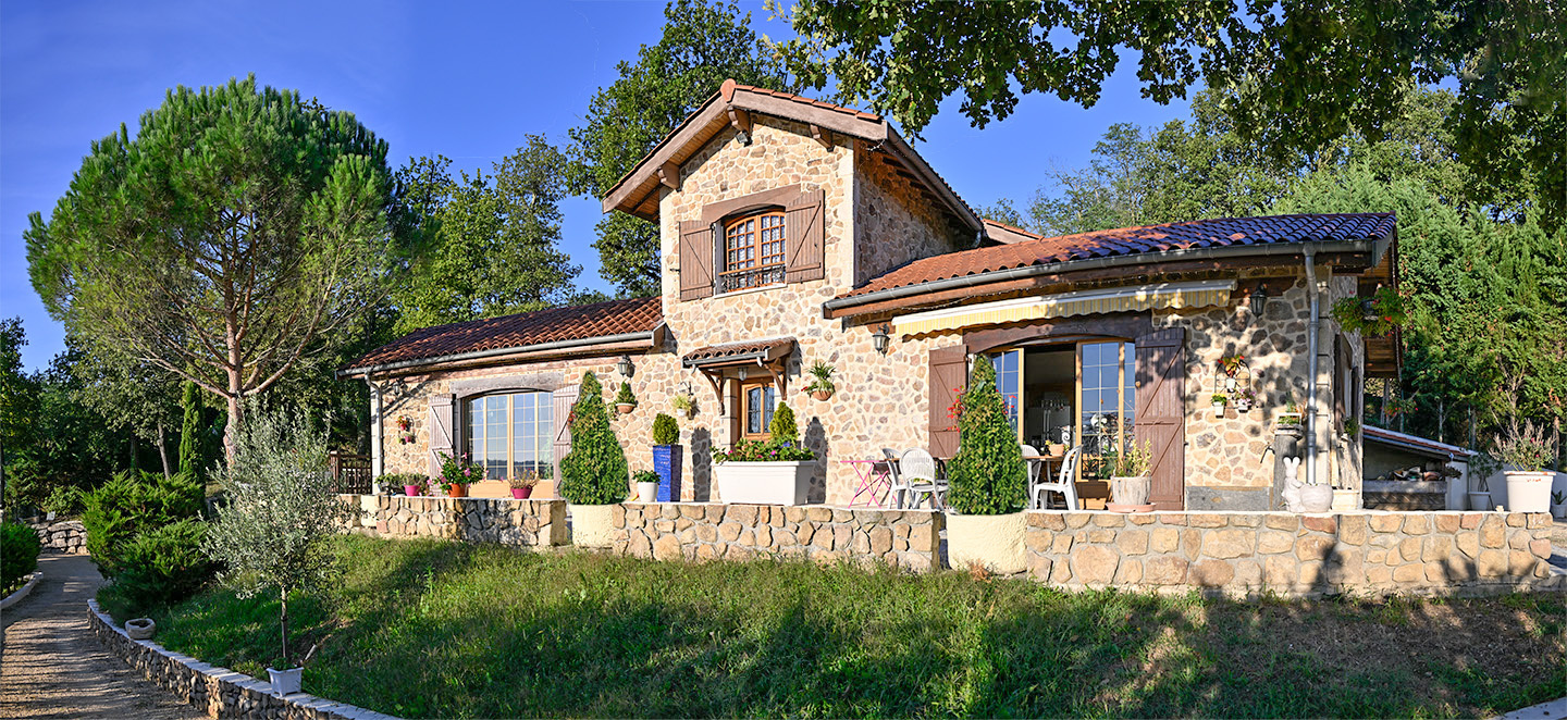 VENTE DE PRESTIGE - Maison/villa - Taluyers (69440) - 995000 €