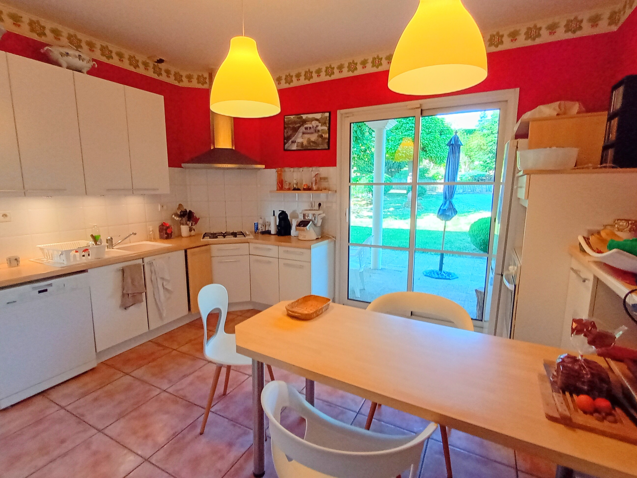 VENTE - Maison/villa - Saint-Genest-Lerpt (42530) - 480000 €