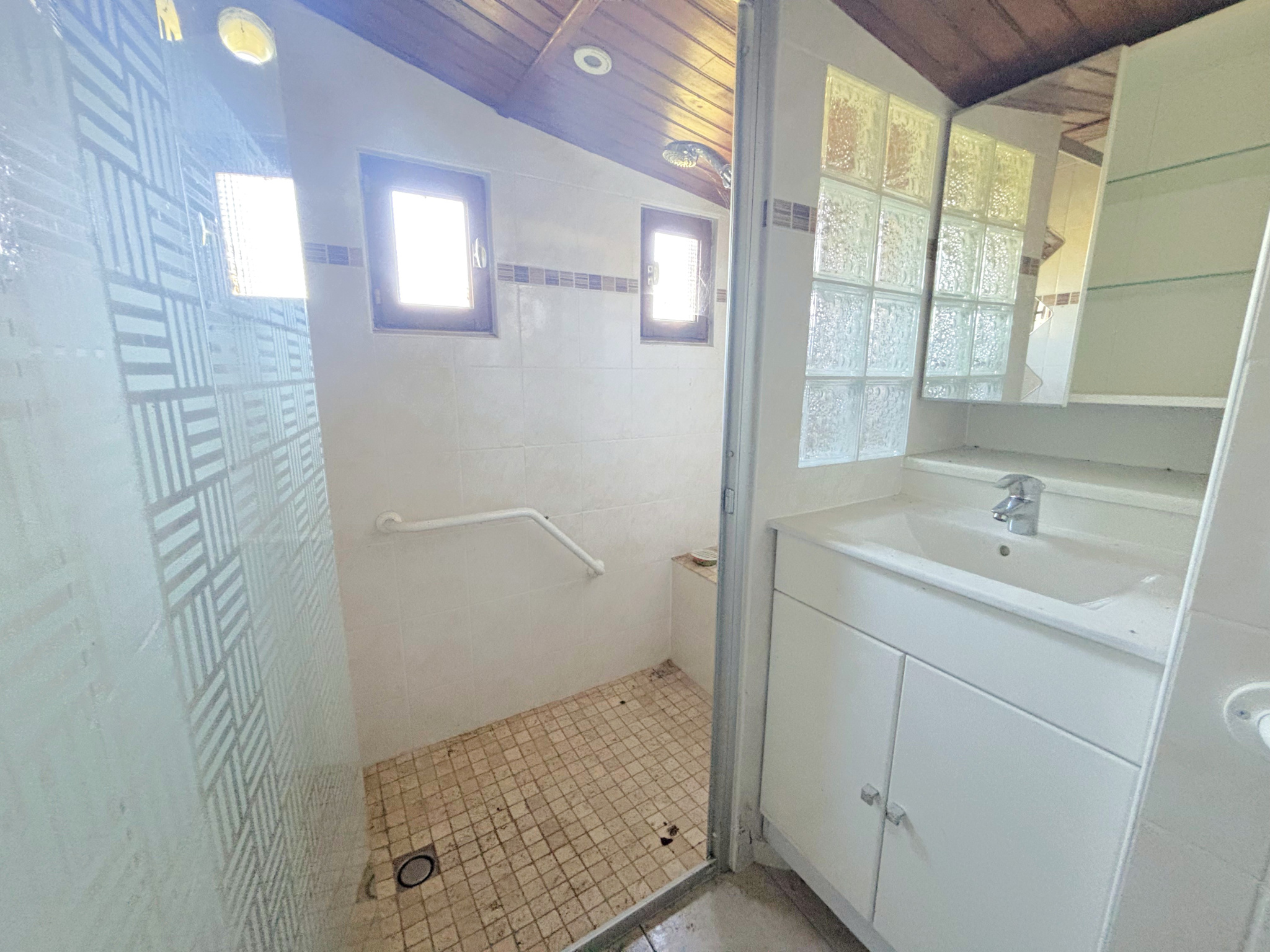 VENTE - Maison/villa - Apinac (42550) - 59500 €