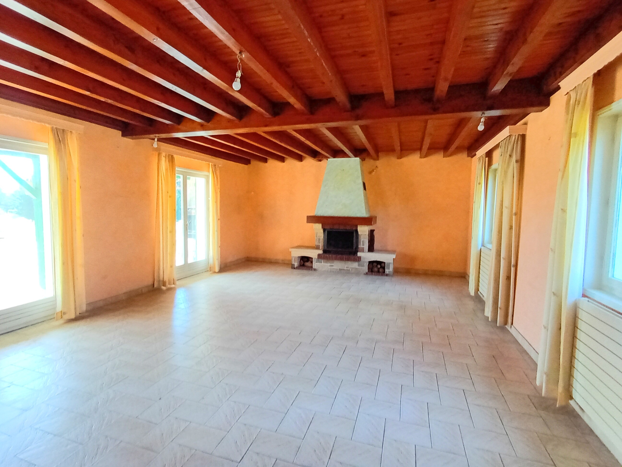 VENTE - Maison/villa - Veauche (42340) - 475000 €