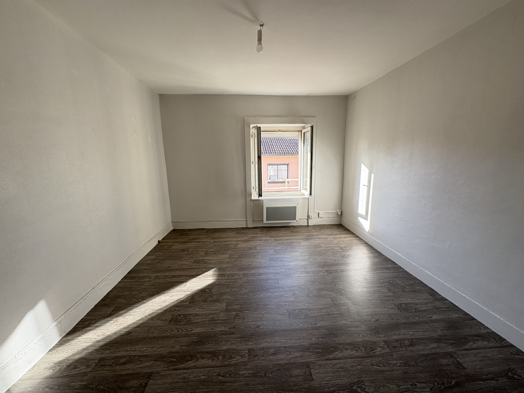 LOCATION - Appartement - Sorbiers (42290) - 560 €