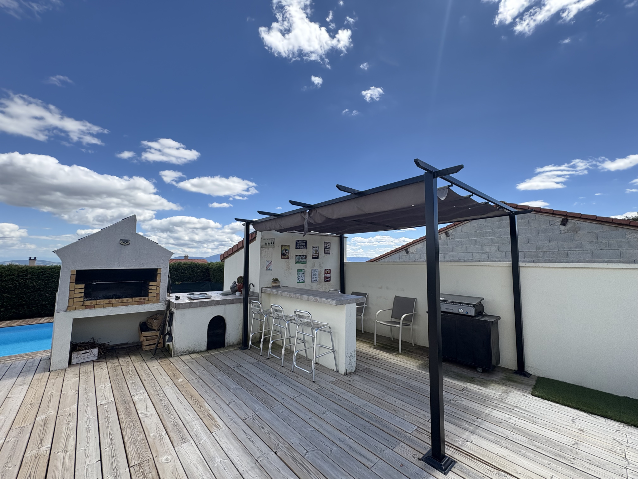 VENTE - Maison/villa - Saint-Christo-en-Jarez (42320) - 325000 €
