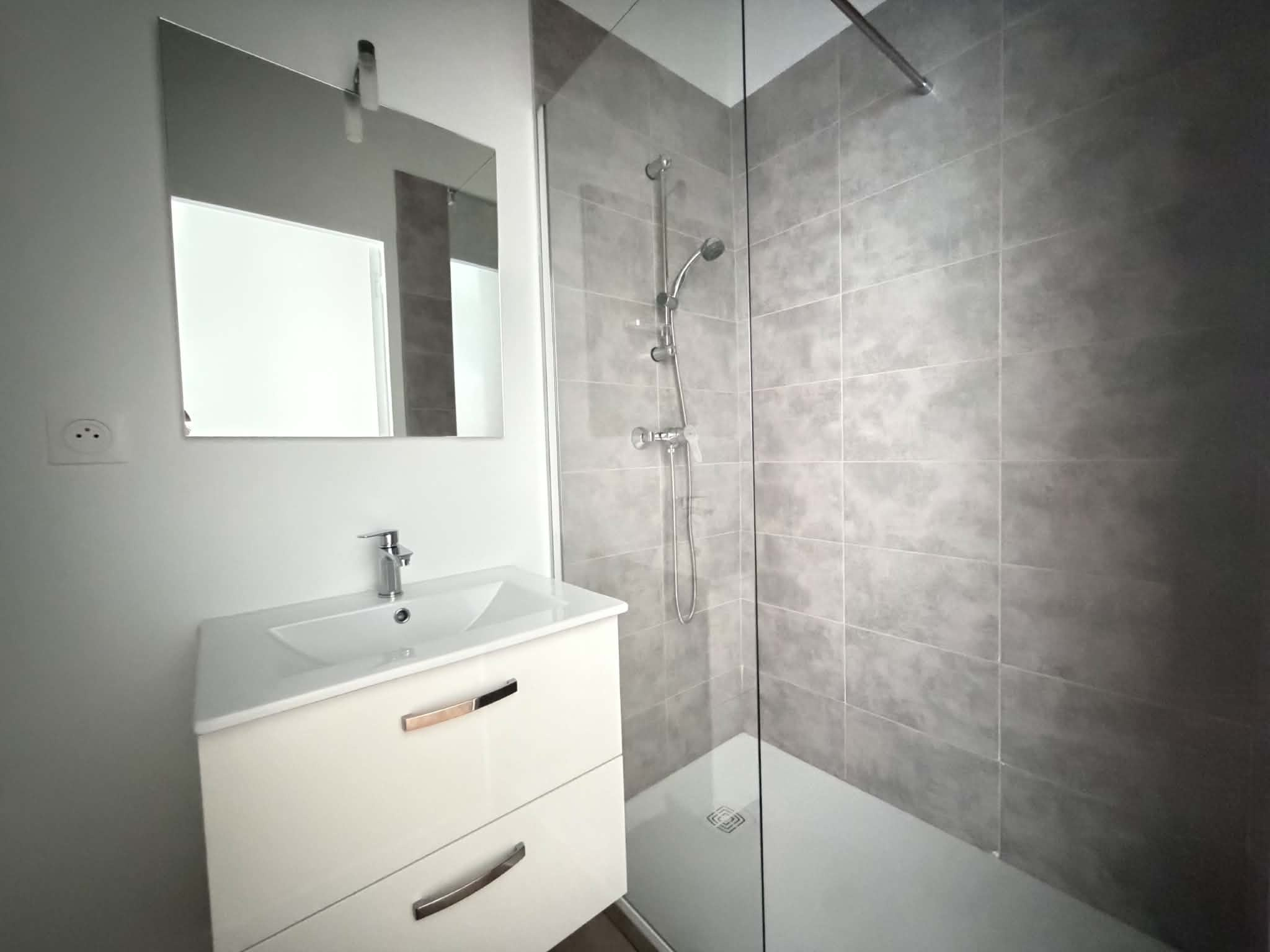 VENTE - Appartement - Saint-Étienne (42100) - 69000 €