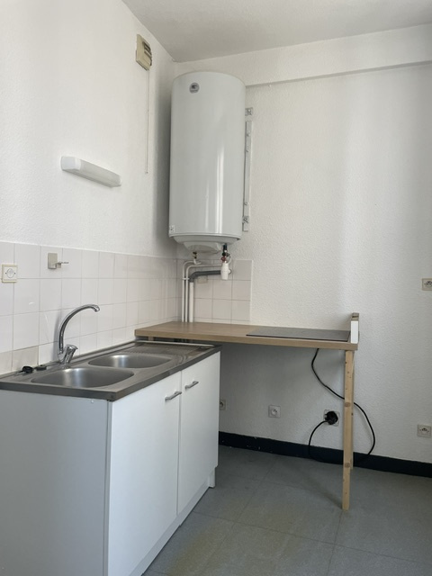 LOCATION - Appartement - Saint-Bonnet-le-Château (42380) - 460 €
