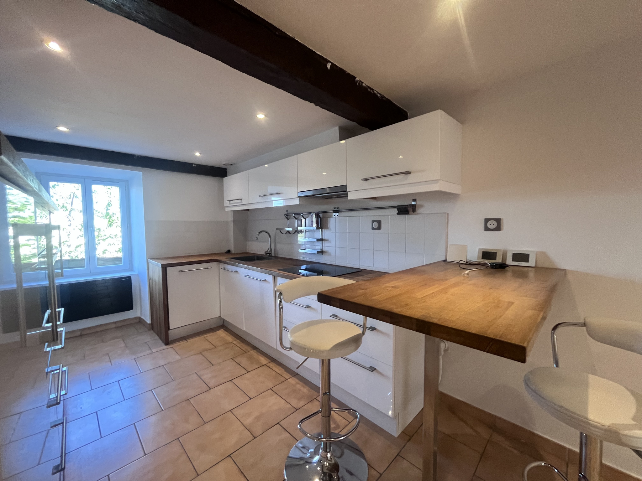 VENTE - Maison/villa - Haute-Rivoire (69610) - 112000 €