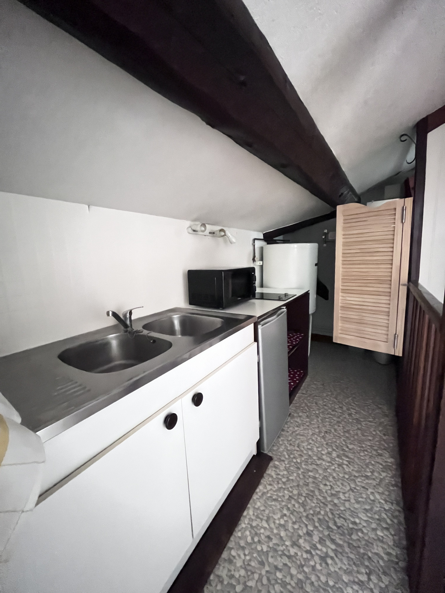 LOCATION - Appartement - Saint-Étienne (42000) - 390 €