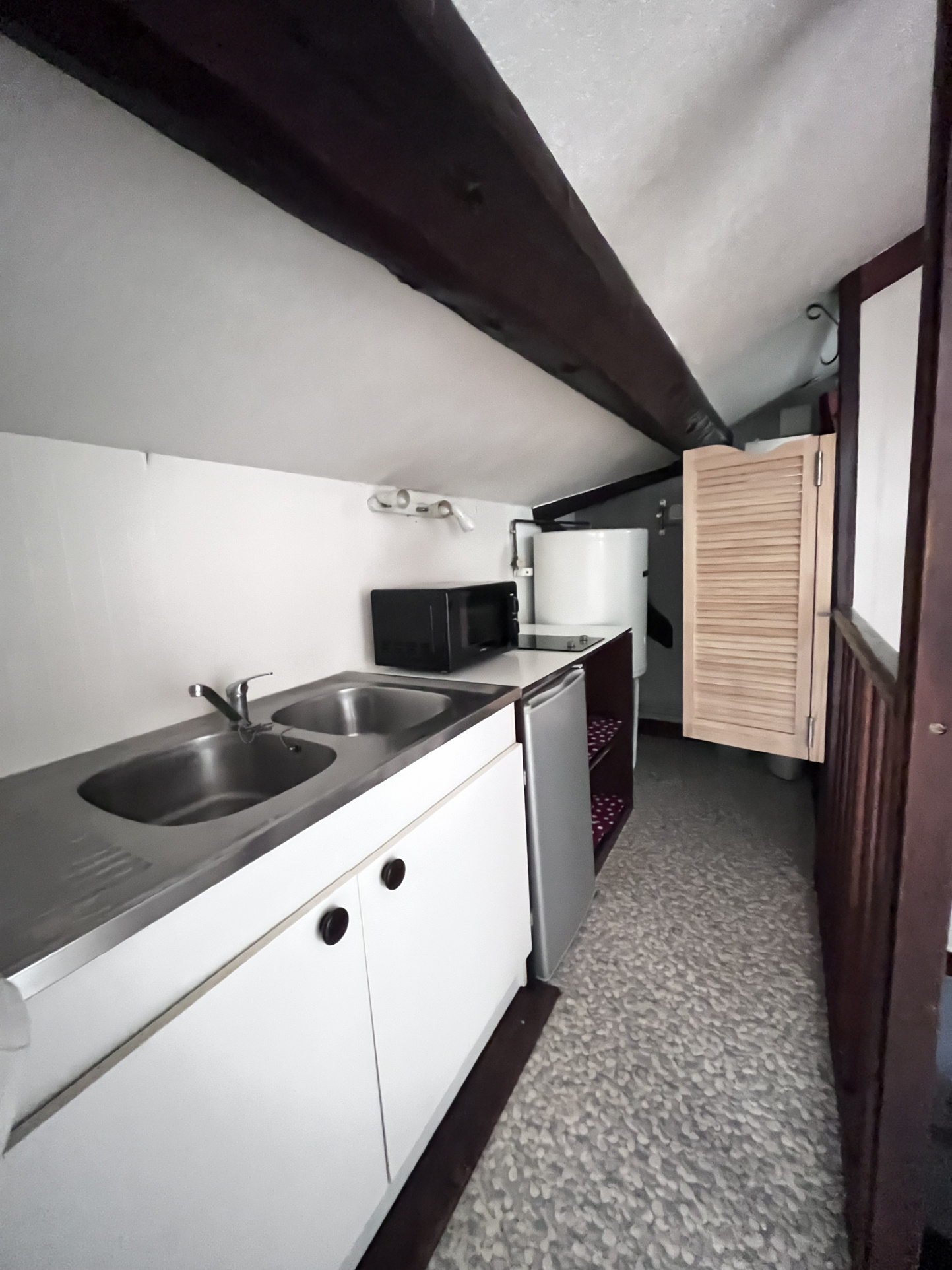 LOCATION - Appartement - Saint-Étienne (42000) - 390 €