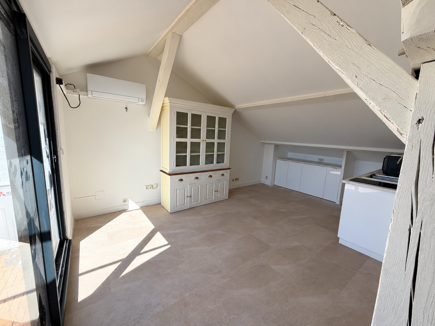 LOCATION - Appartement - Lyon (69007) - 1200 €