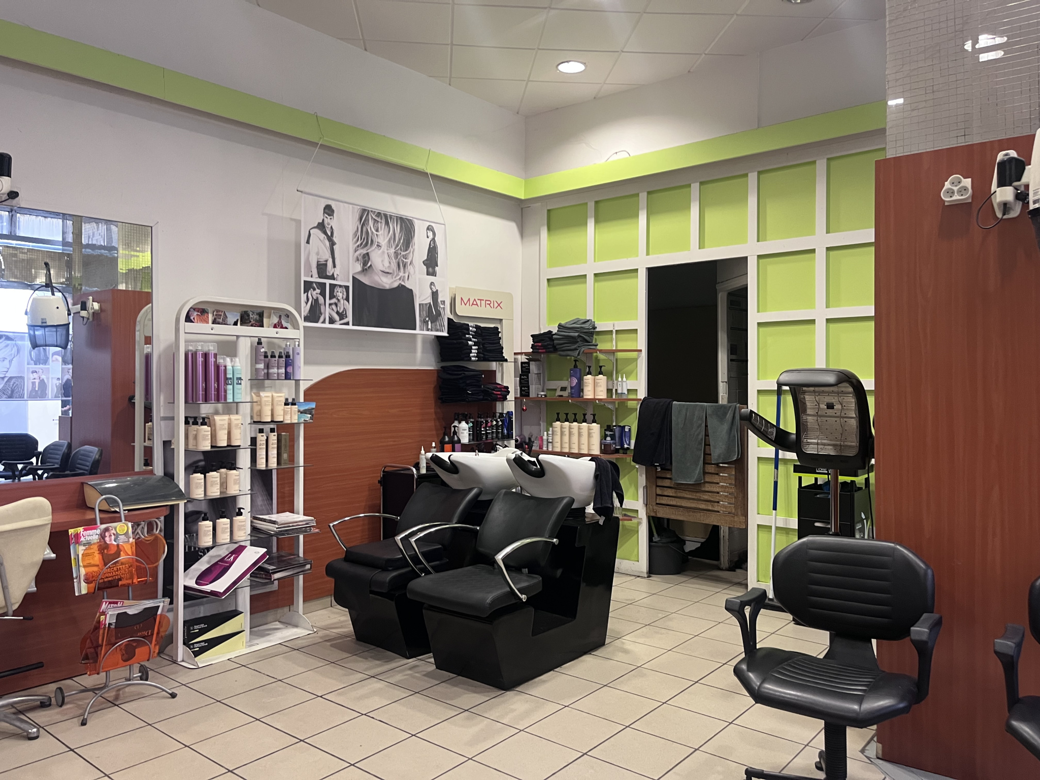 VENTE-FONDS-DE-COMMERCE - Boutique - Saint-Étienne (42000) - 39000 €