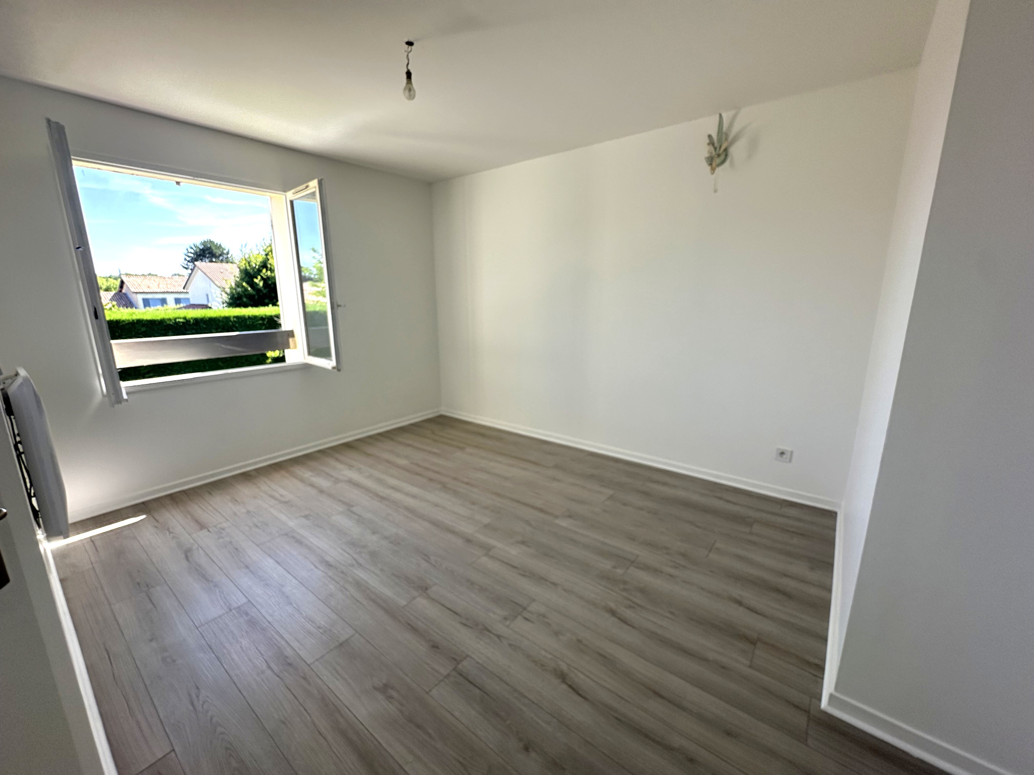 VENTE - Maison/villa - Dardilly (69570) - 567000 €