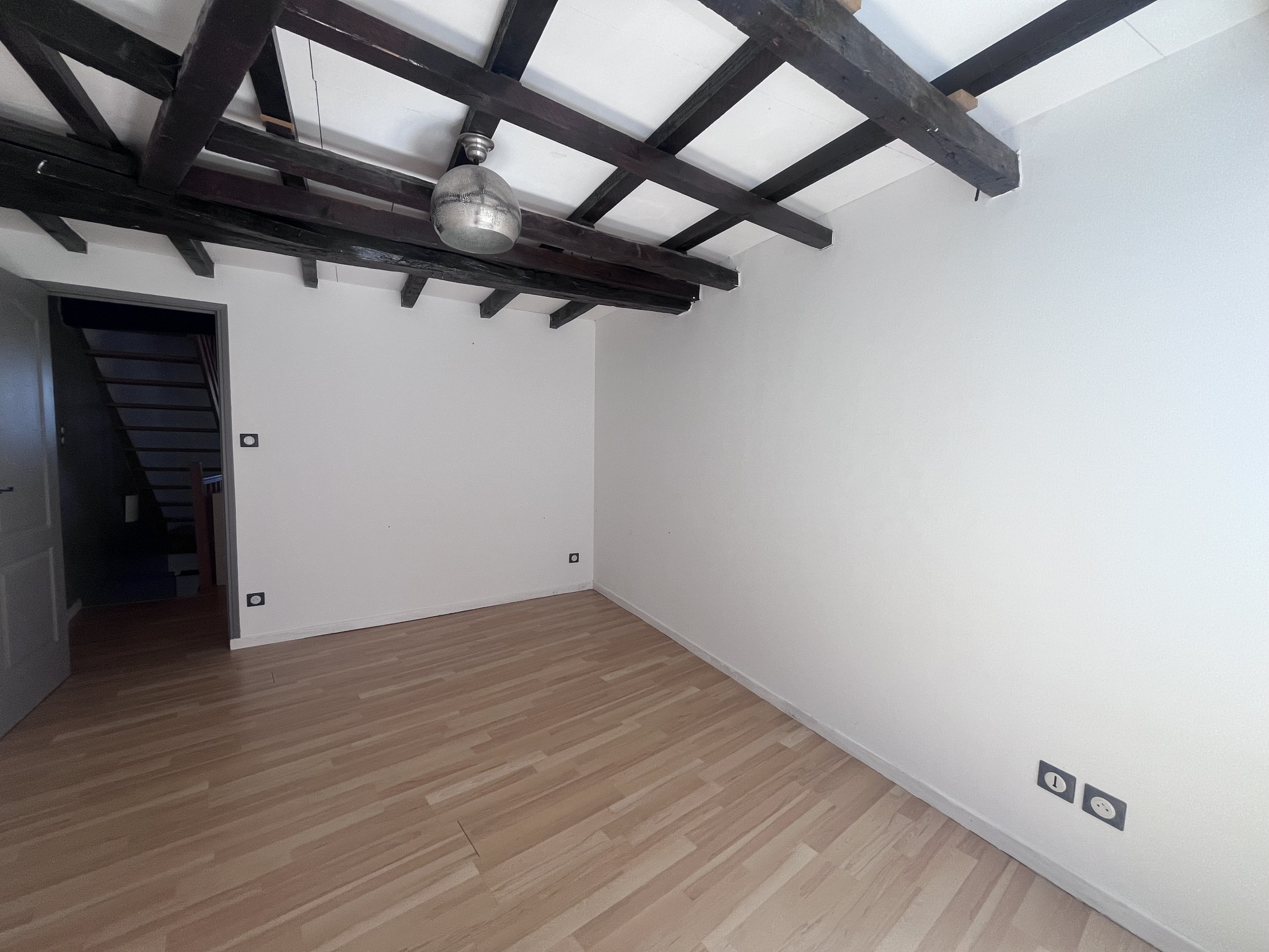 VENTE - Maison/villa - Haute-Rivoire (69610) - 112000 €
