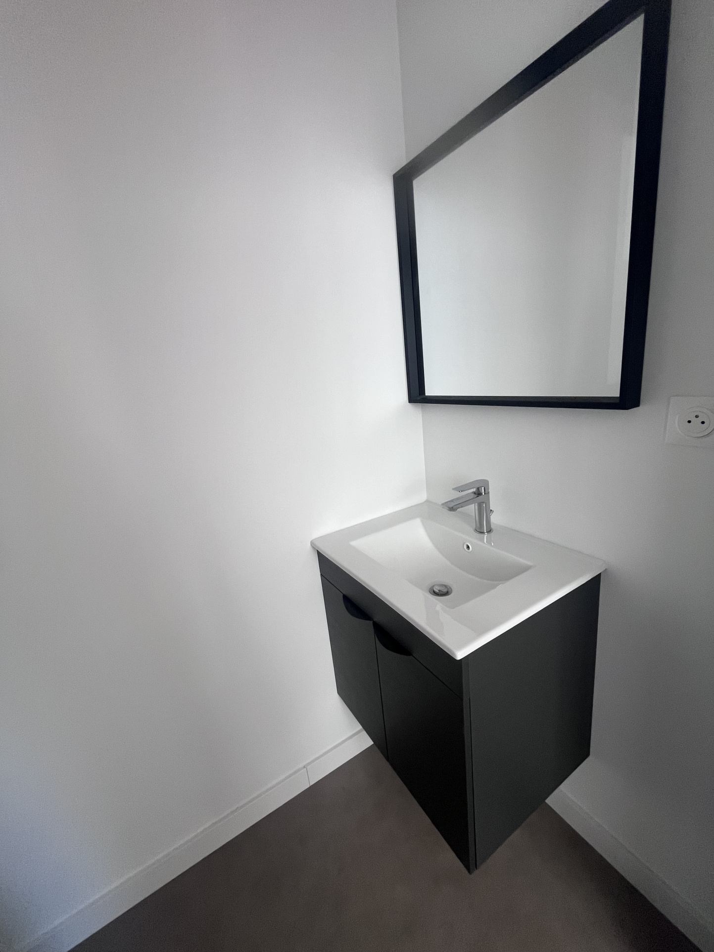 LOCATION - Appartement - Saint-Étienne (42100) - 380 €